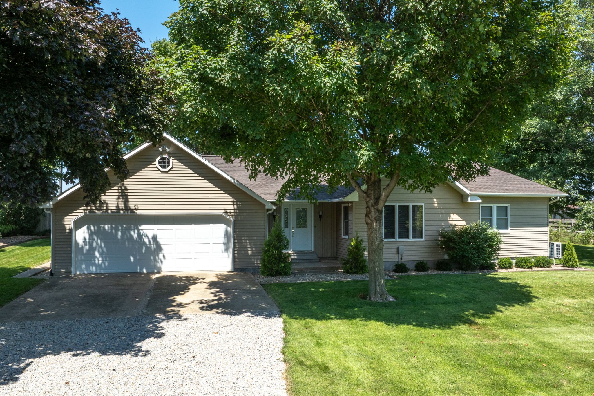 3701 Lafayette Rd, Center Point, IA, Image 3