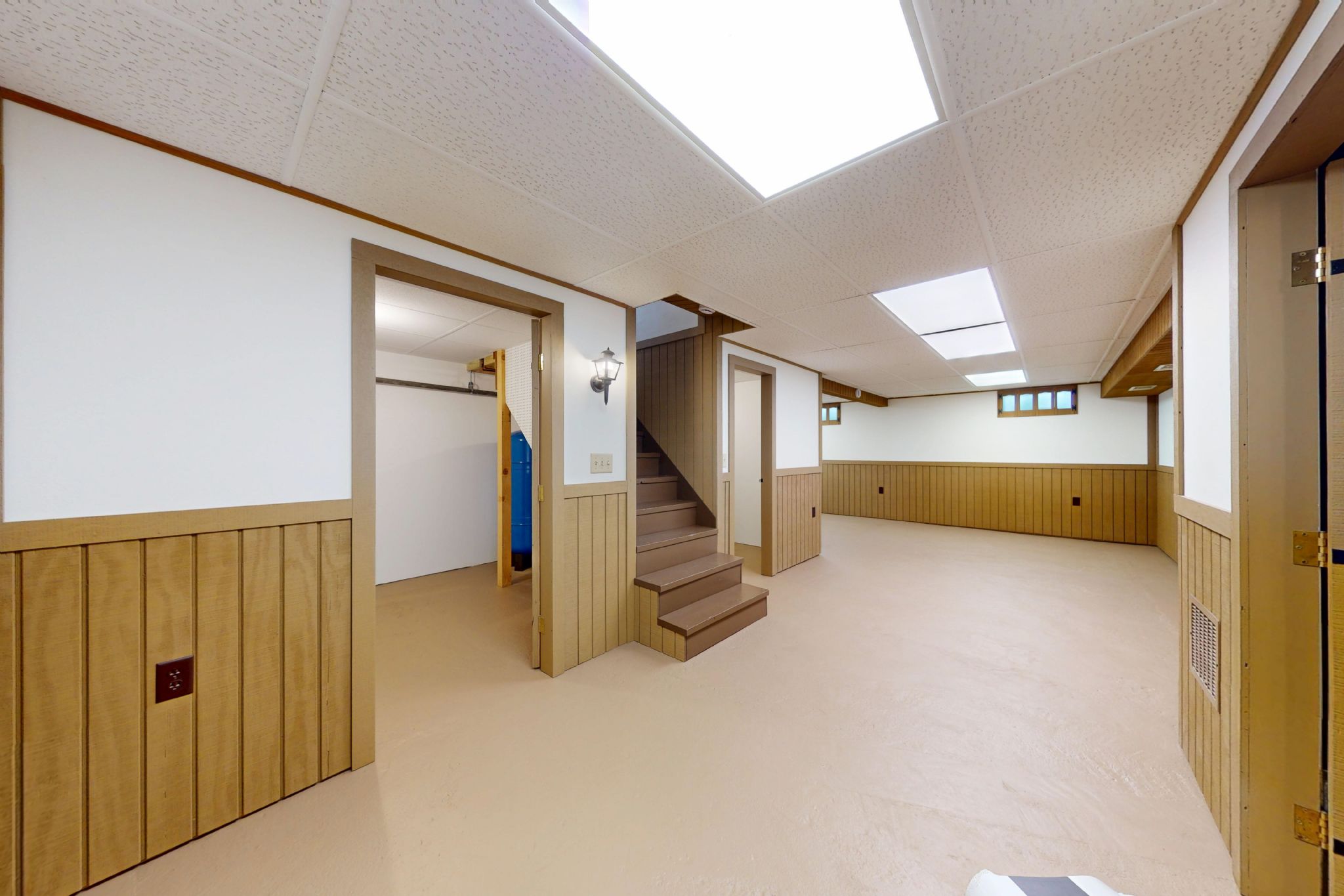 3701 Lafayette Rd, Center Point, IA, Image 21