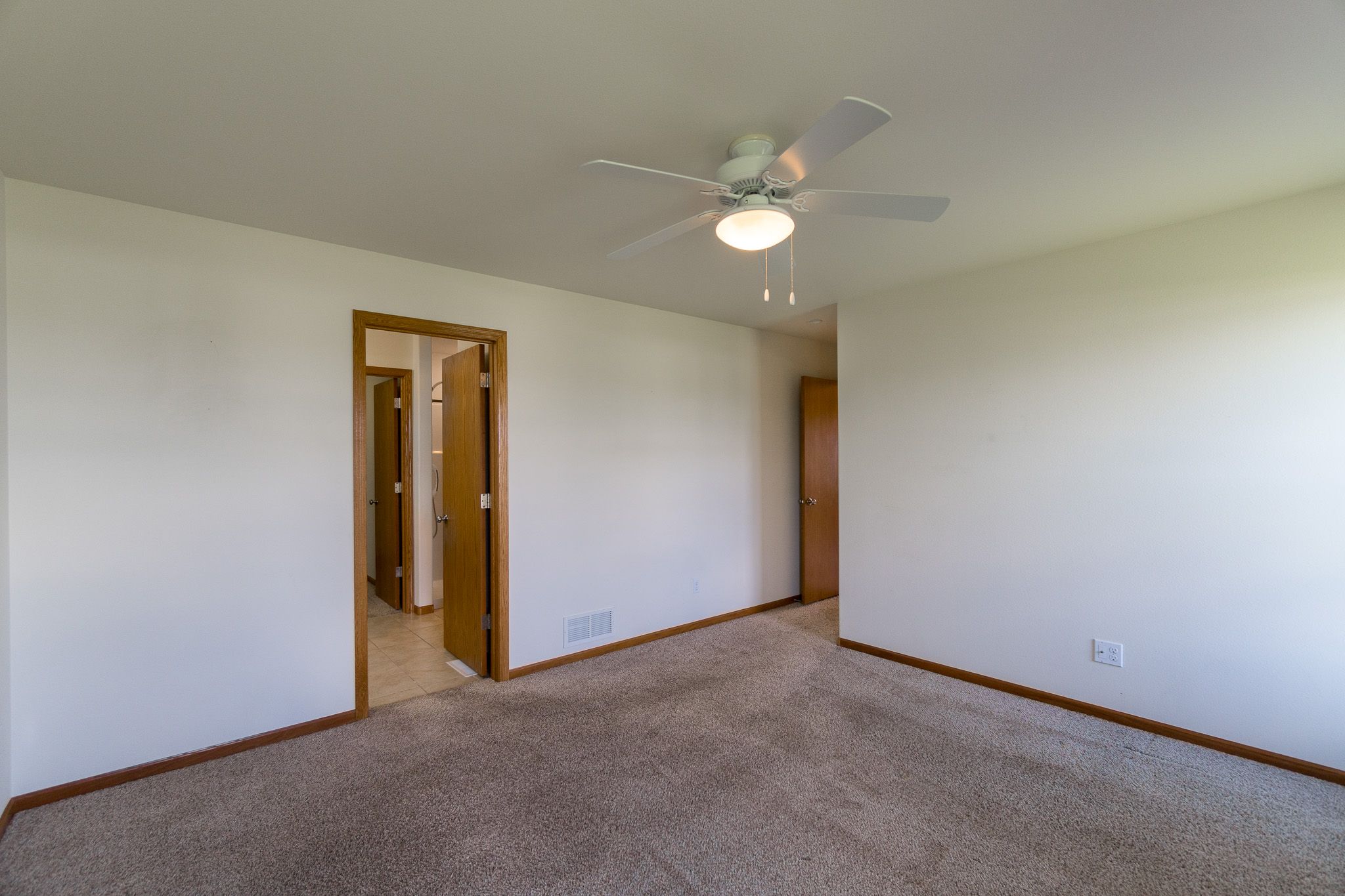 4102 Peridot Ct, Marion, IA, Image 11