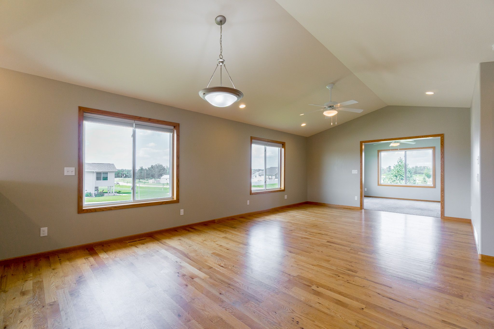 4102 Peridot Ct, Marion, IA, Image 2