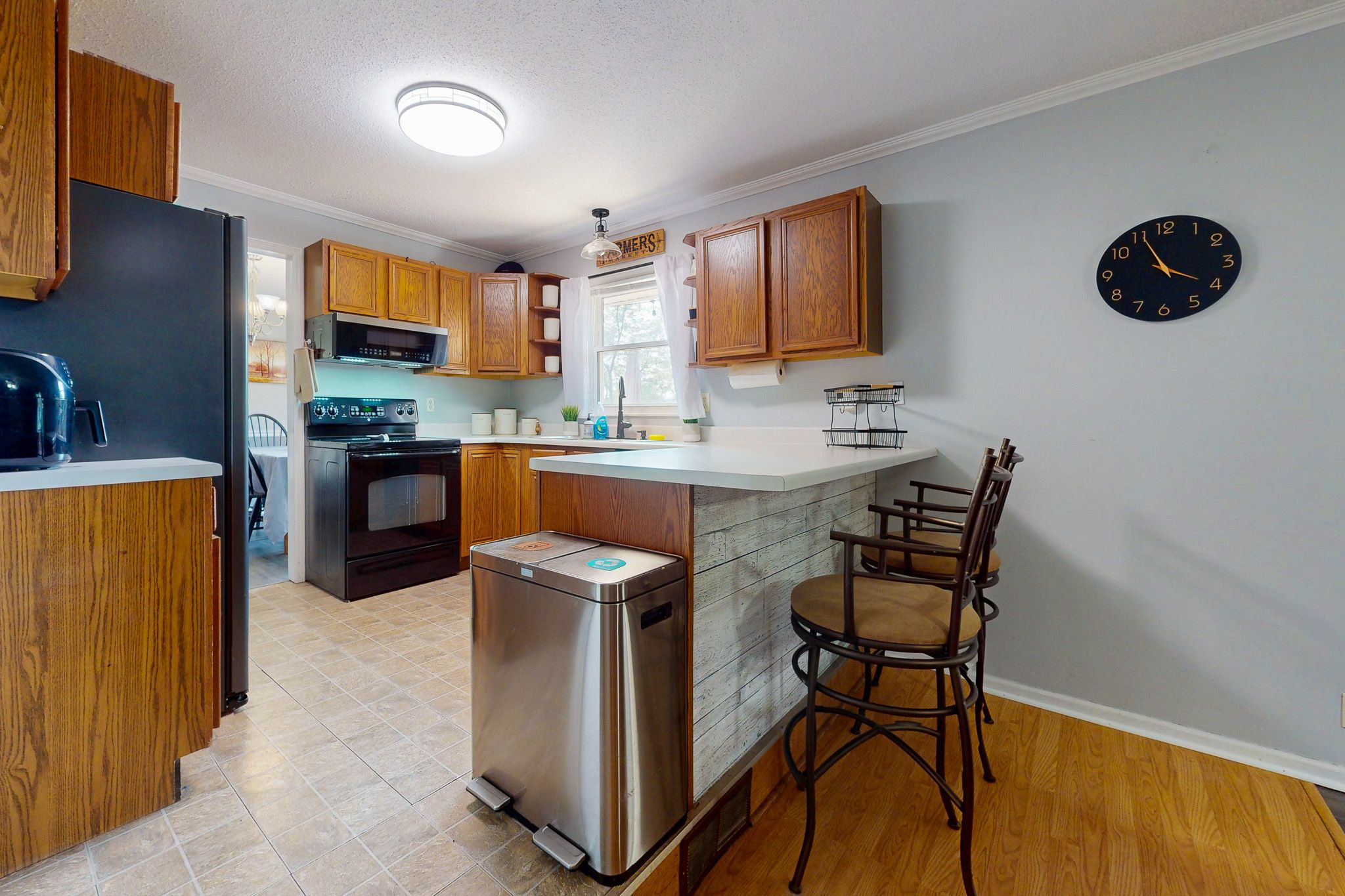 7417 Parkwood Ln NE, Cedar Rapids, IA, Image 6