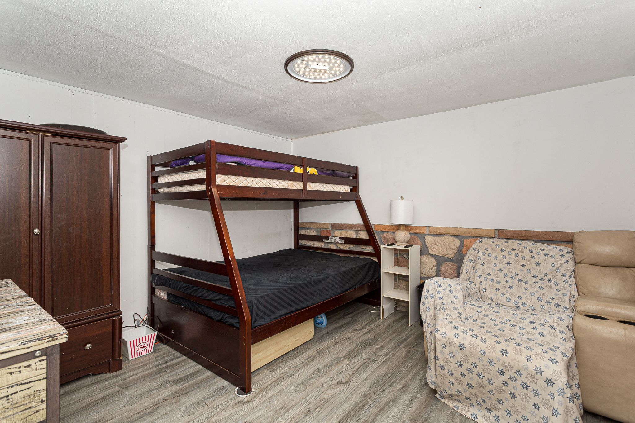 5157 Coachman Rd, Bettendorf, IA, Image 35