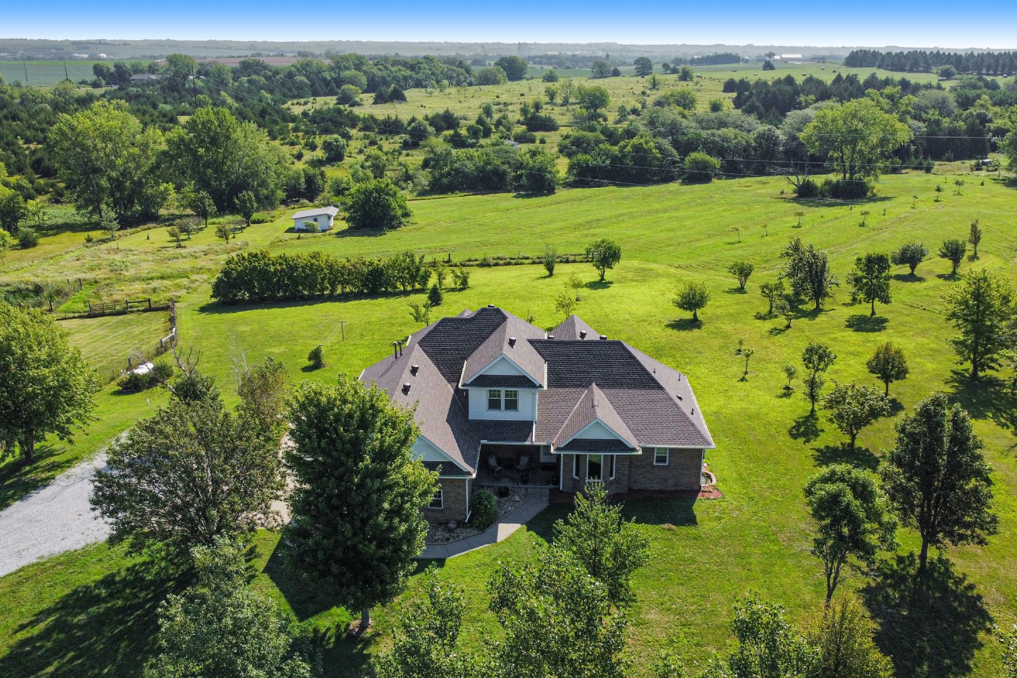 561 S 26th Rd, Syracuse, NE, Image 1