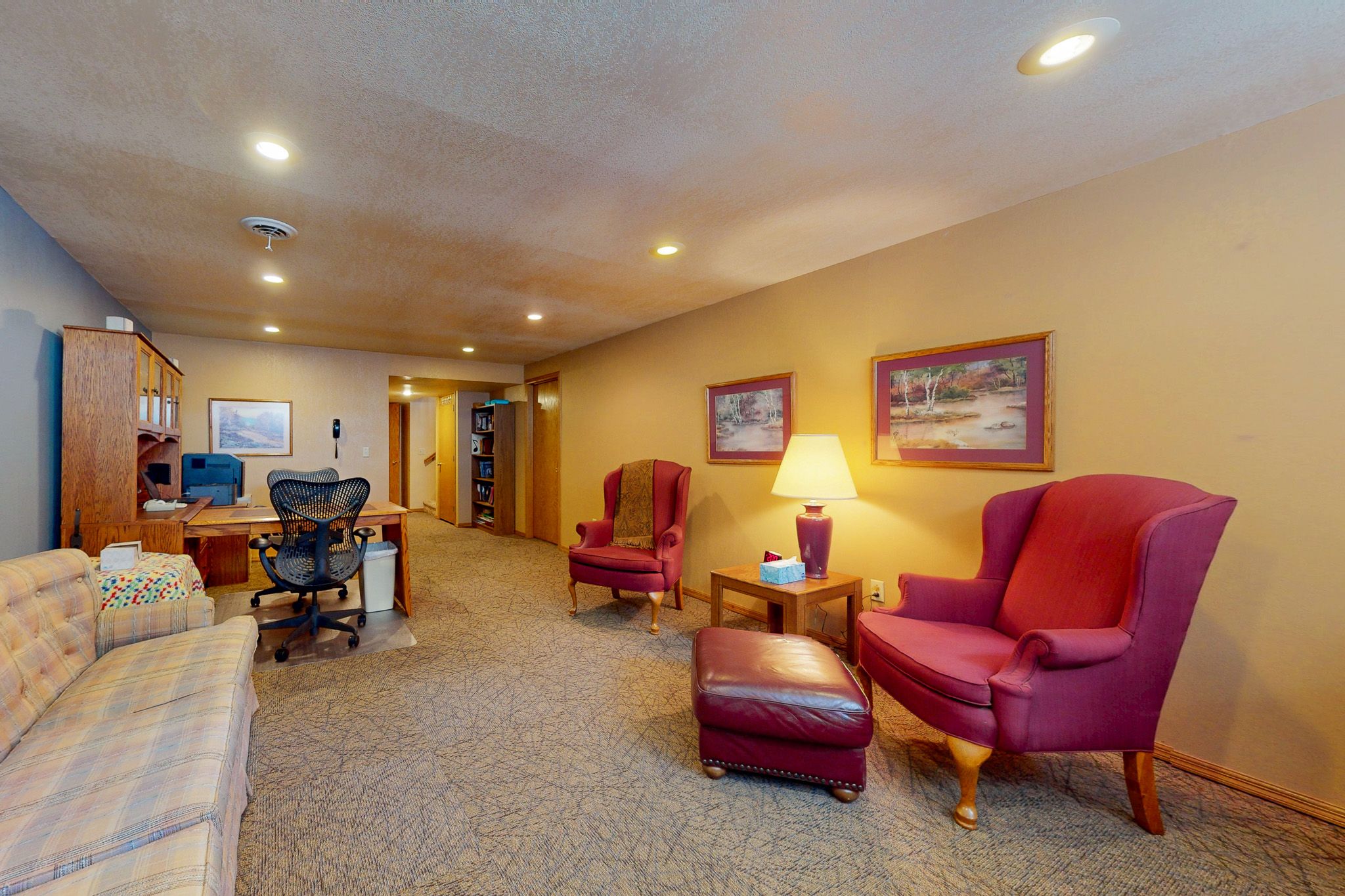 685 W Sanborn St, Parker, SD, Image 17