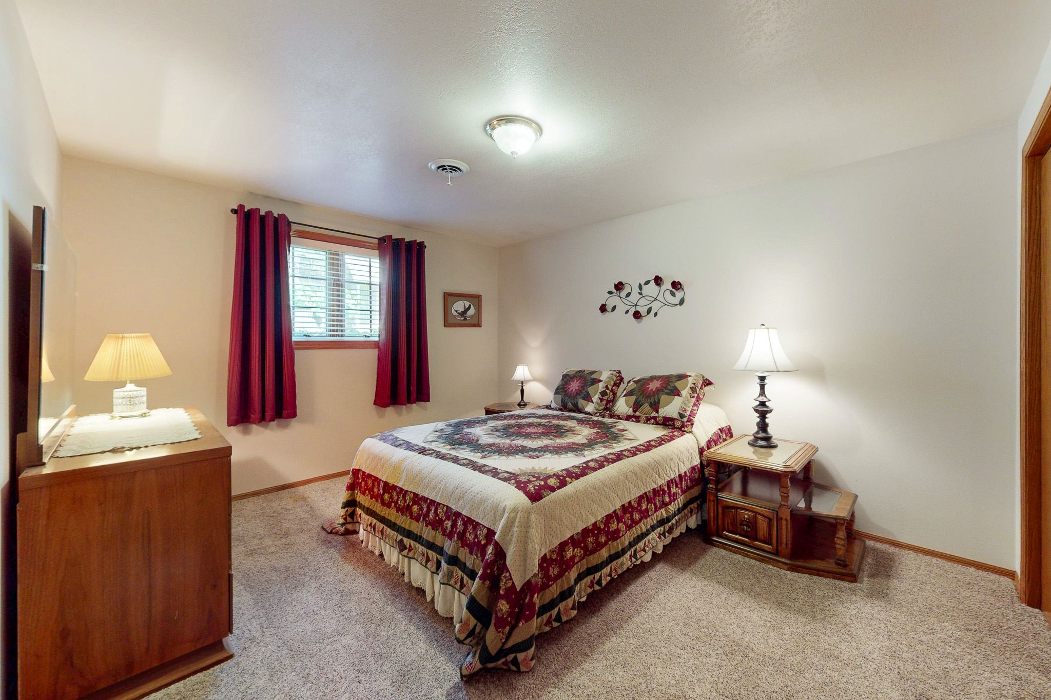 685 W Sanborn St, Parker, SD, Image 18