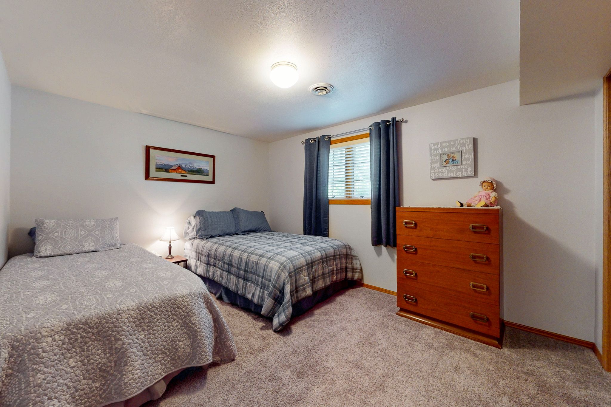 685 W Sanborn St, Parker, SD, Image 20