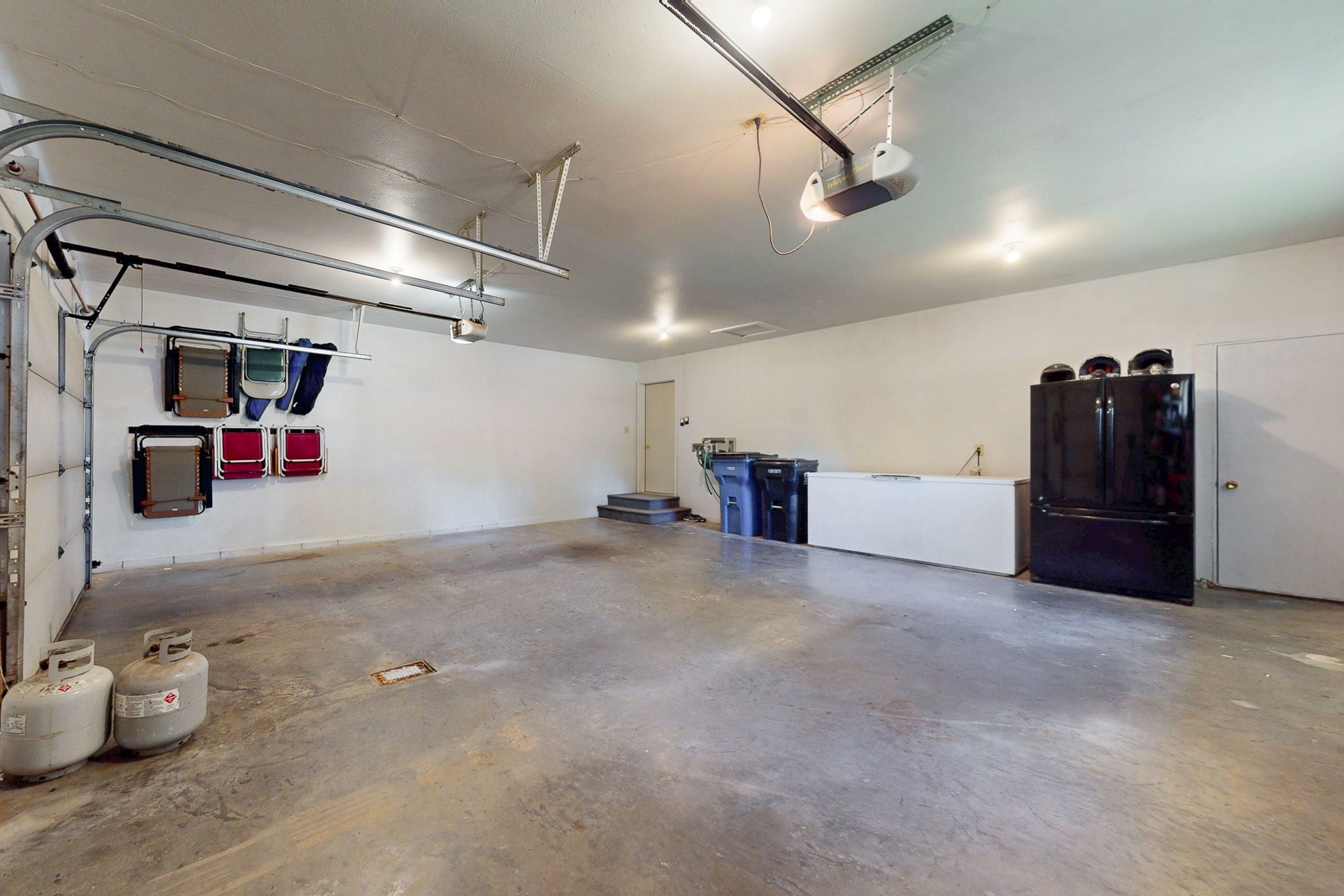 685 W Sanborn St, Parker, SD, Image 28