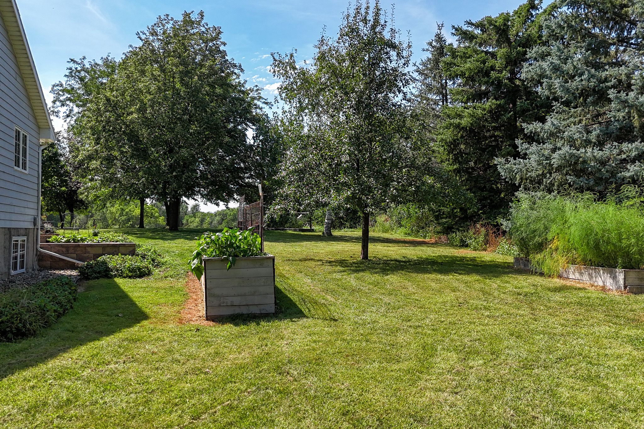 685 W Sanborn St, Parker, SD, Image 36