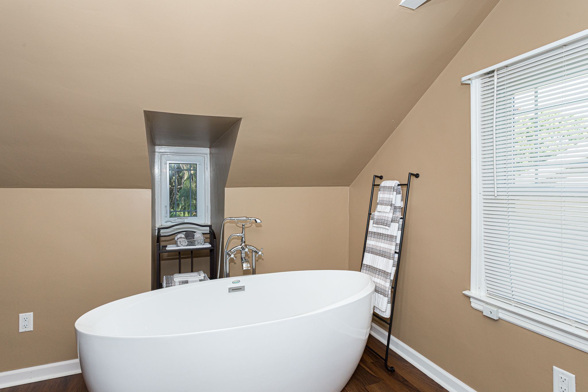 2407 38th St, Rock Island, IL, Image 23