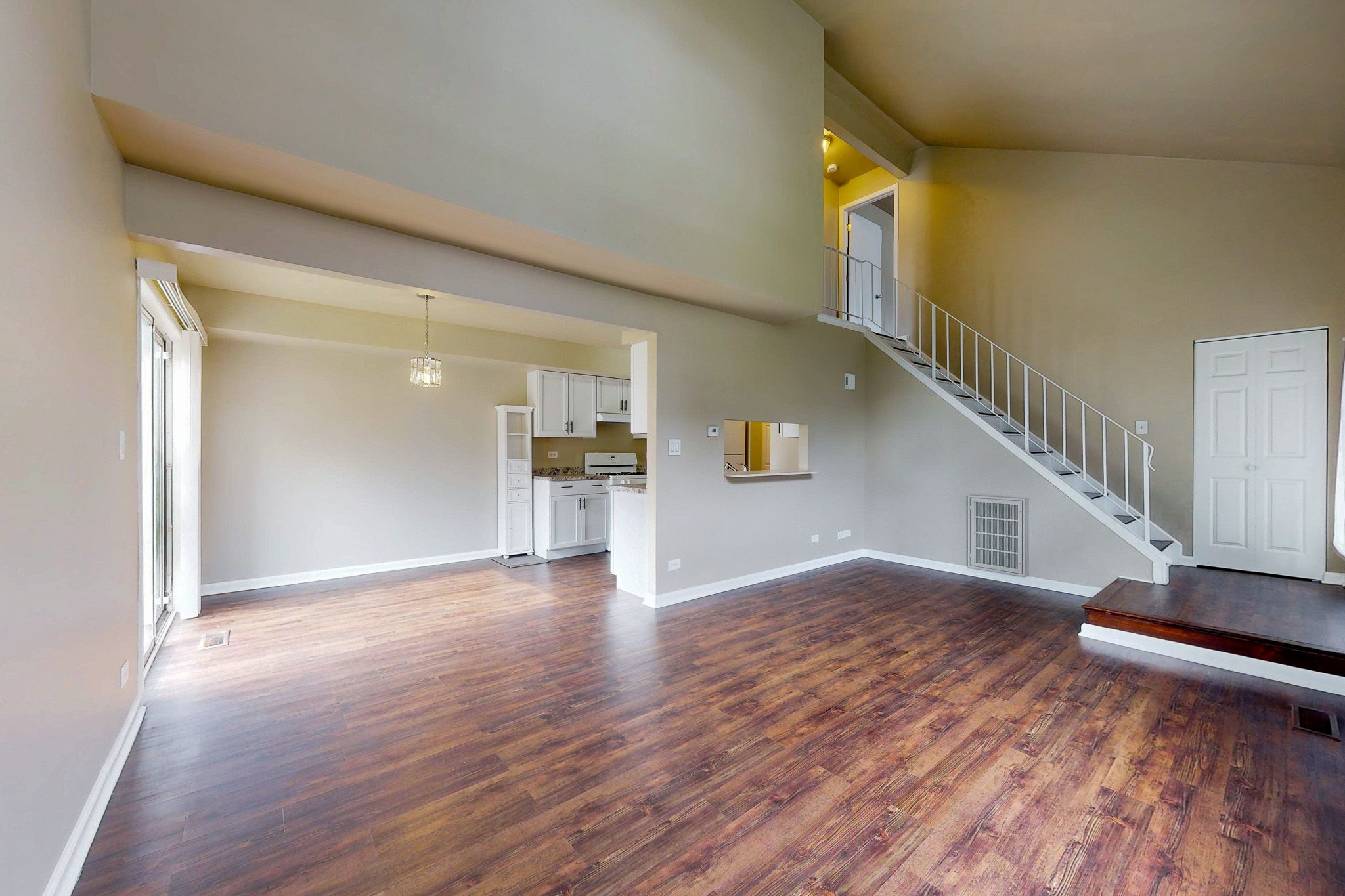 231 Teak Ln, Streamwood, IL, Image 4
