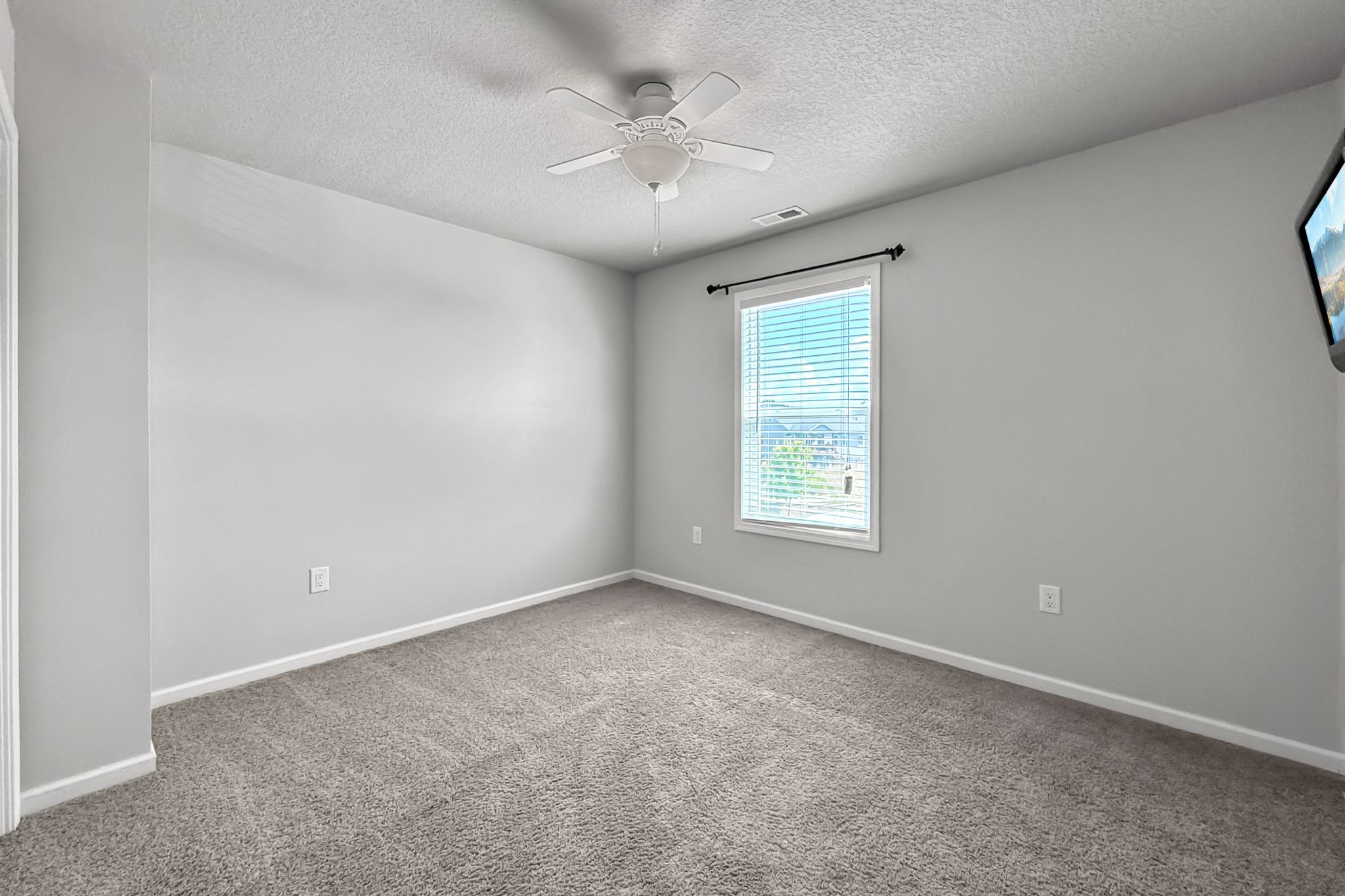 52 SE Booth Ave, Waukee, IA, Image 16