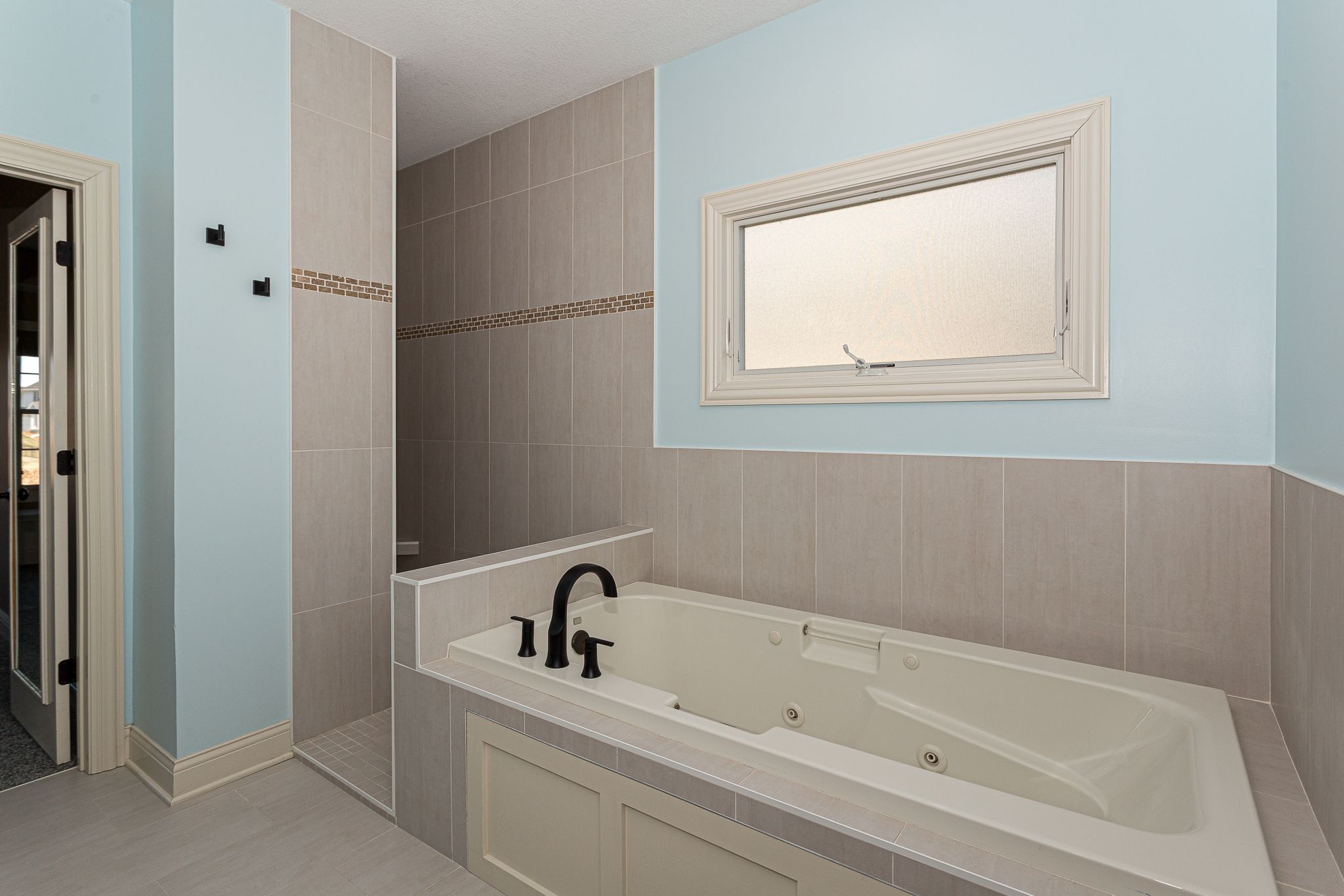 3196 Westminster Rd,&nbsp;Bettendorf,&nbsp;IA,&nbsp;Image&nbsp;21