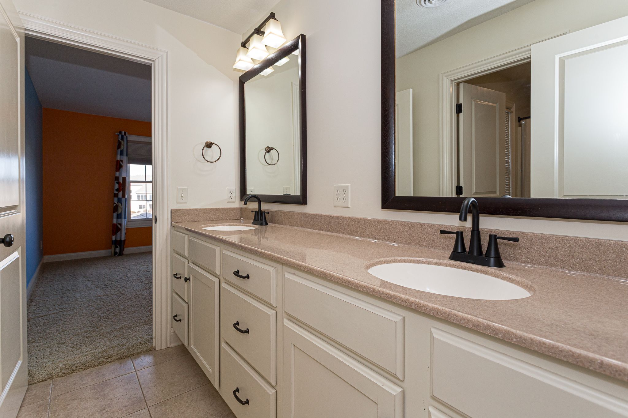 3196 Westminster Rd,&nbsp;Bettendorf,&nbsp;IA,&nbsp;Image&nbsp;39