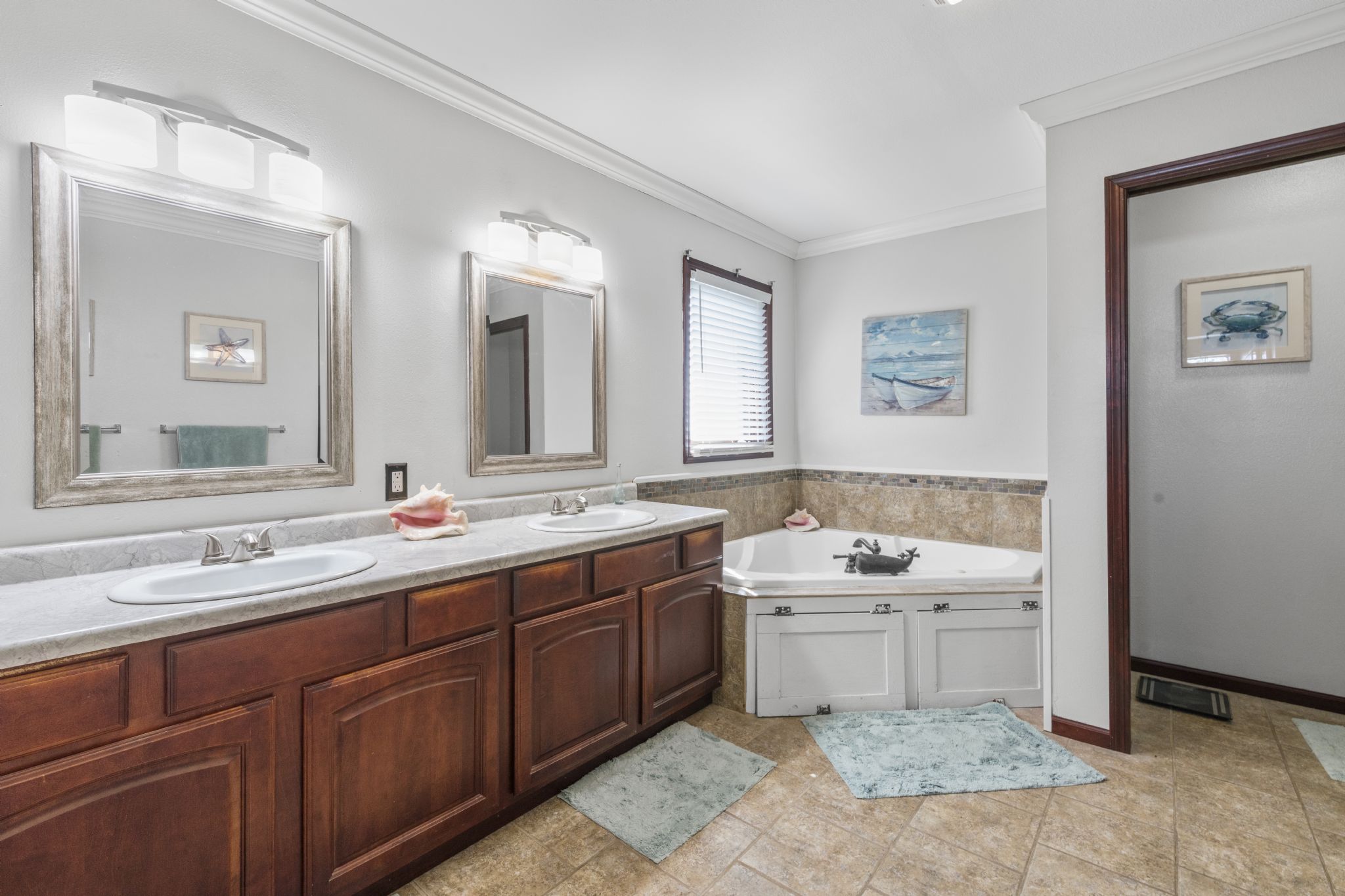 3332 Portwood Drive, Homestead, IA, Image 37
