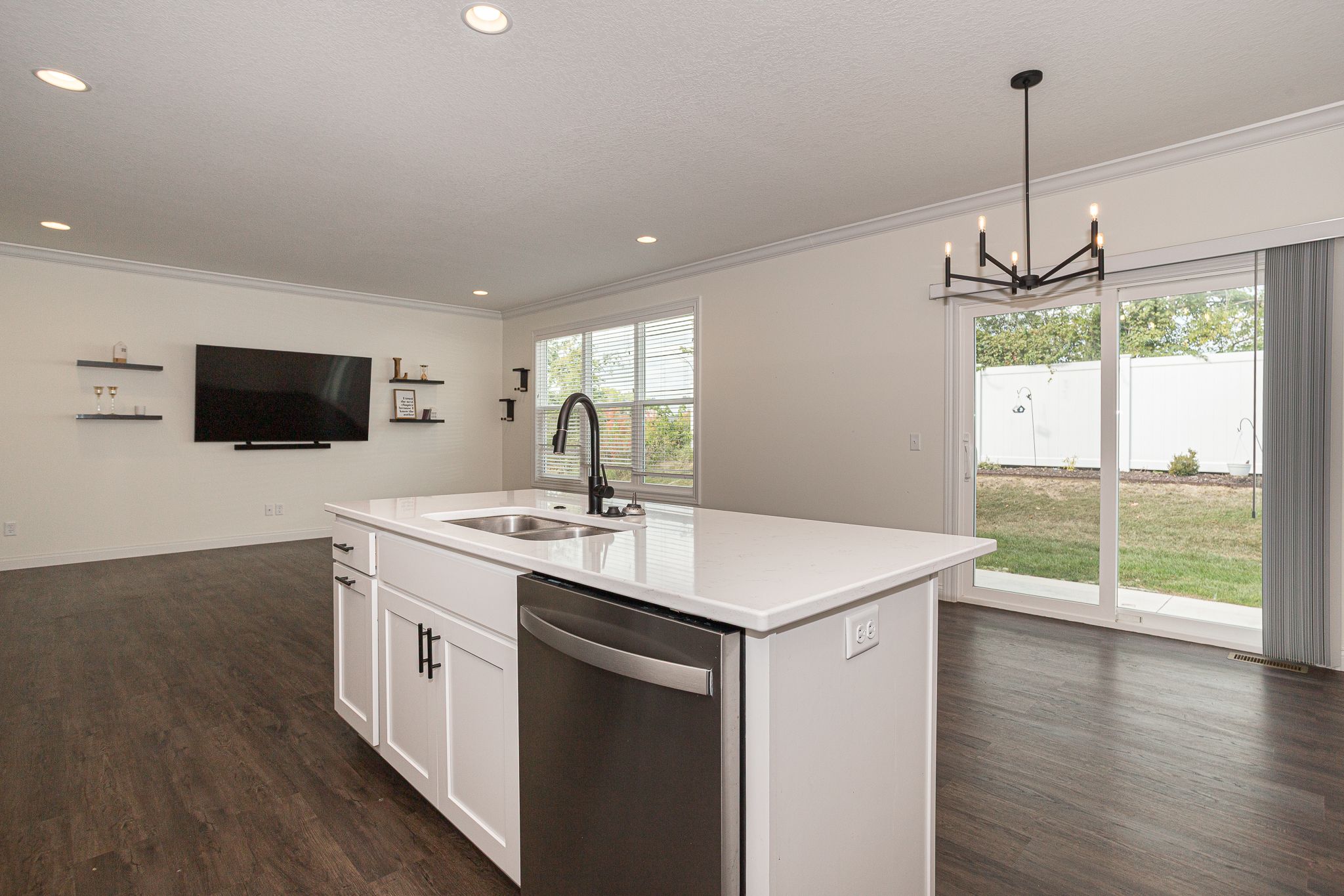 3862 Orchard Dr, Bettendorf, IA, Image 15