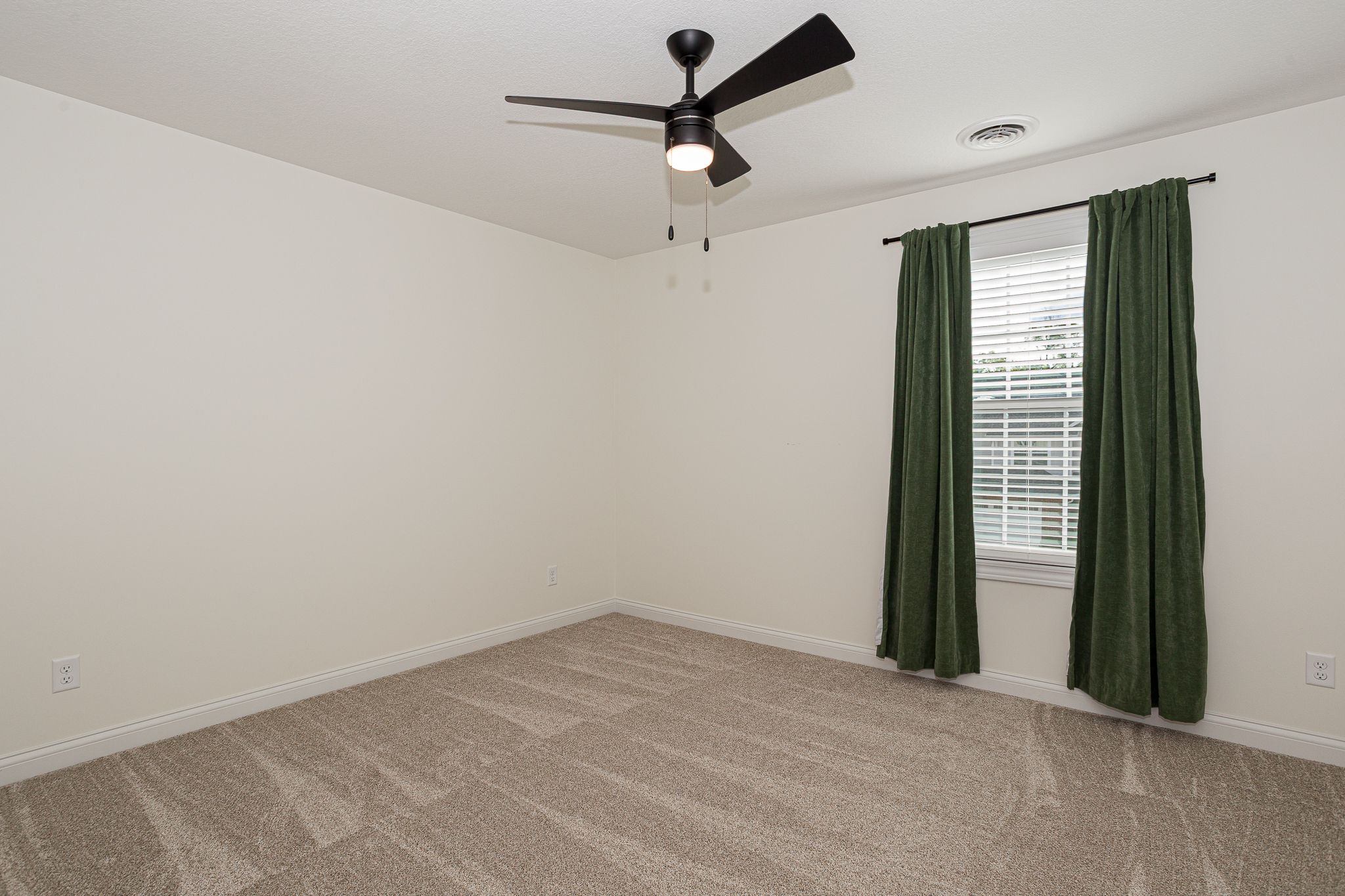 3862 Orchard Dr, Bettendorf, IA, Image 21