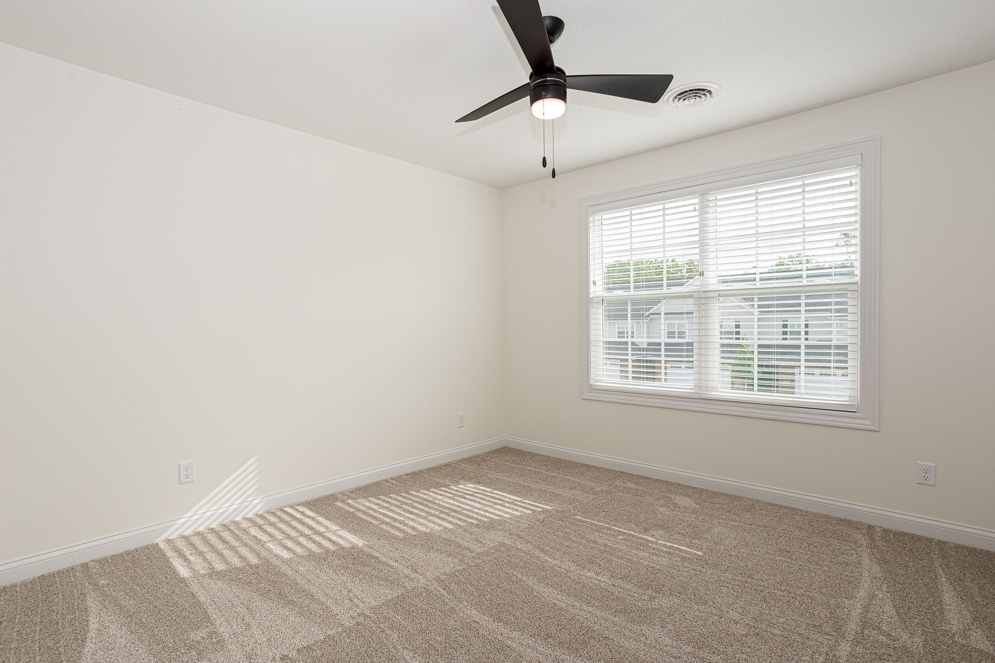 3862 Orchard Dr, Bettendorf, IA, Image 24