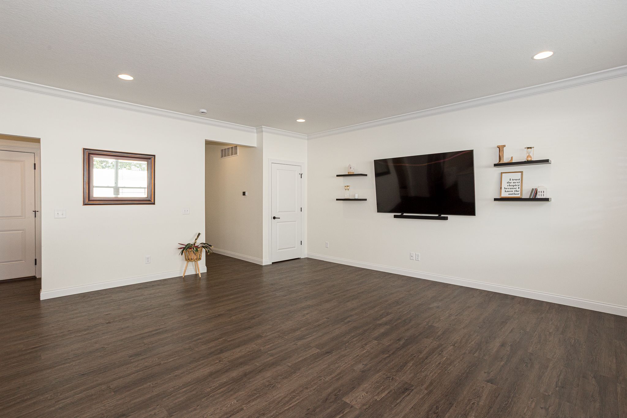 3862 Orchard Dr, Bettendorf, IA, Image 3