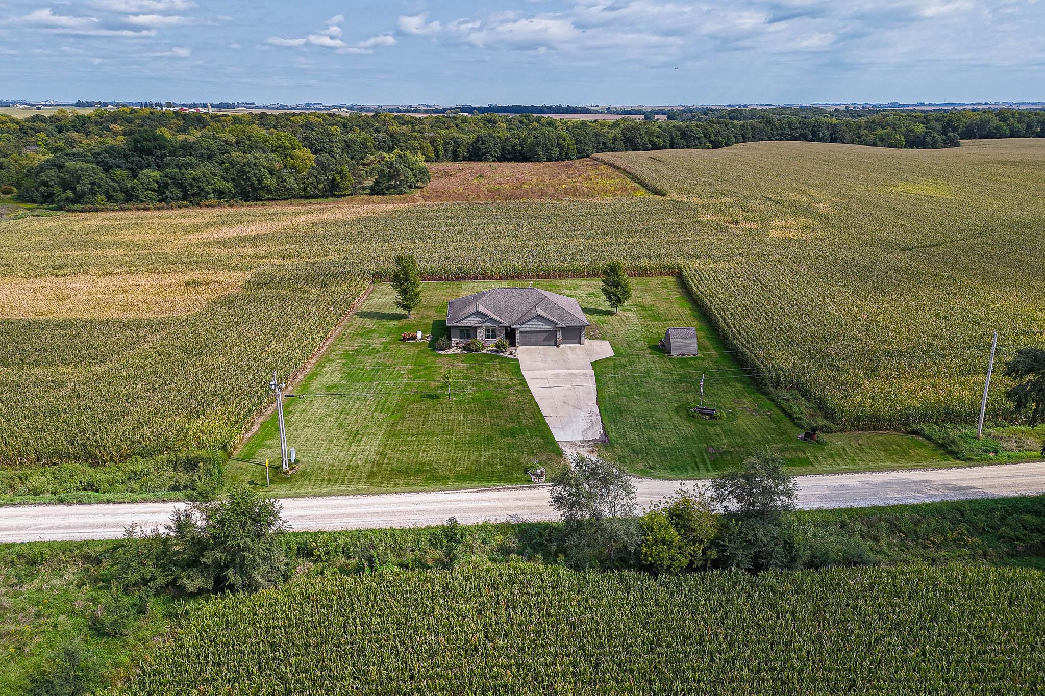 1828 160th Ave, Manchester, IA, Image 1