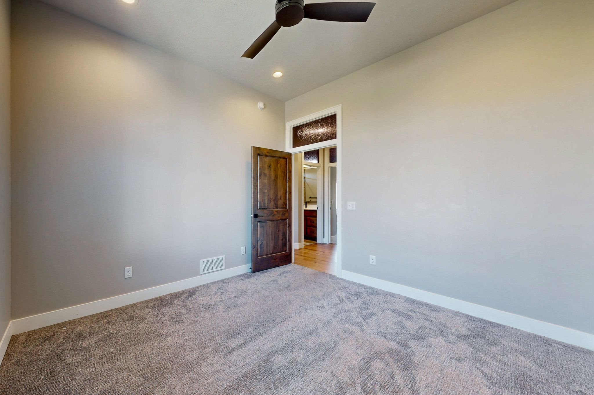 204 N Autumnwood Ct, Sioux Falls, SD, Image 19