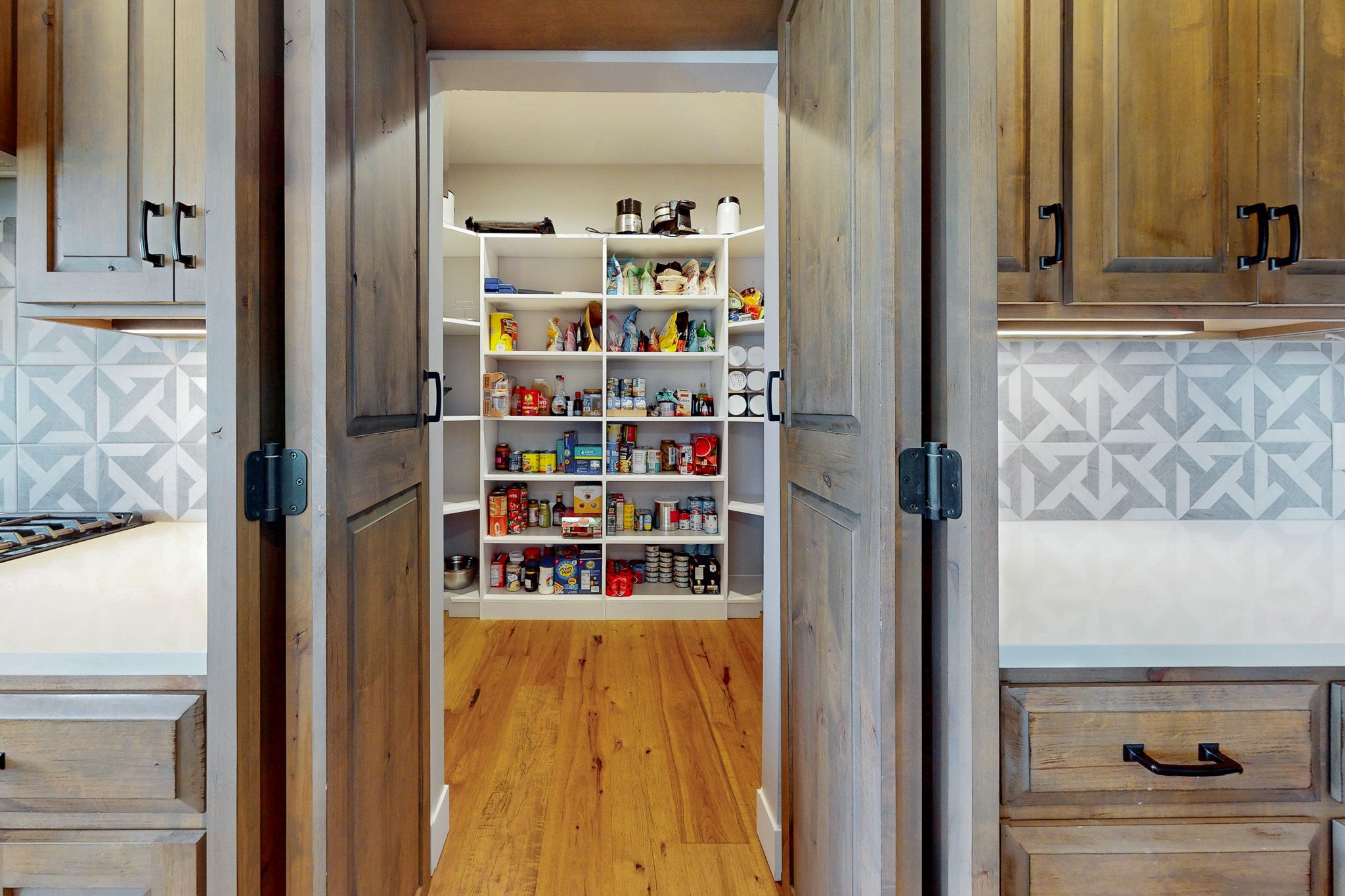 204 N Autumnwood Ct, Sioux Falls, SD, Image 8