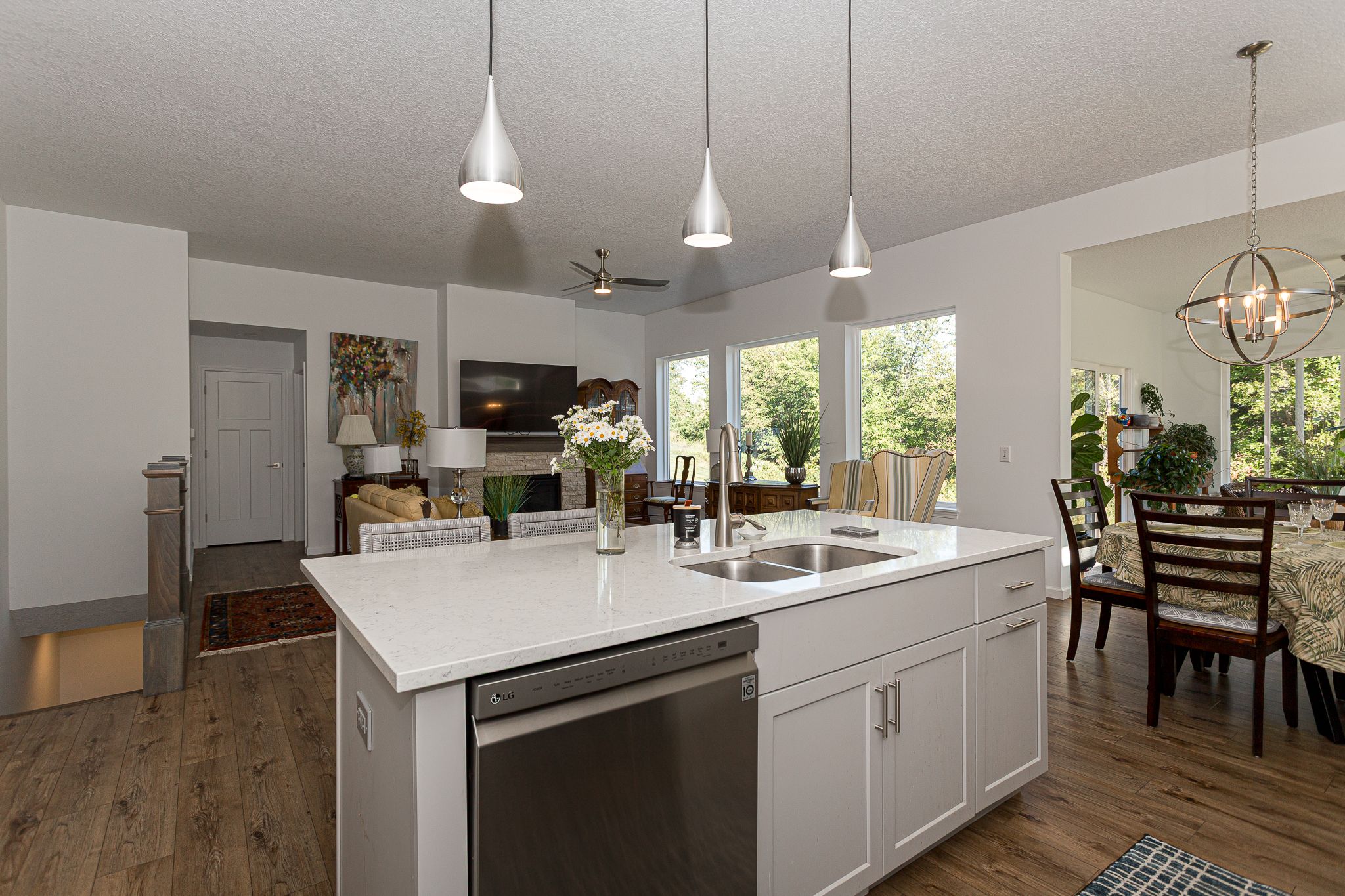 1150 Olde Brandy Ln, Davenport, IA, Image 8