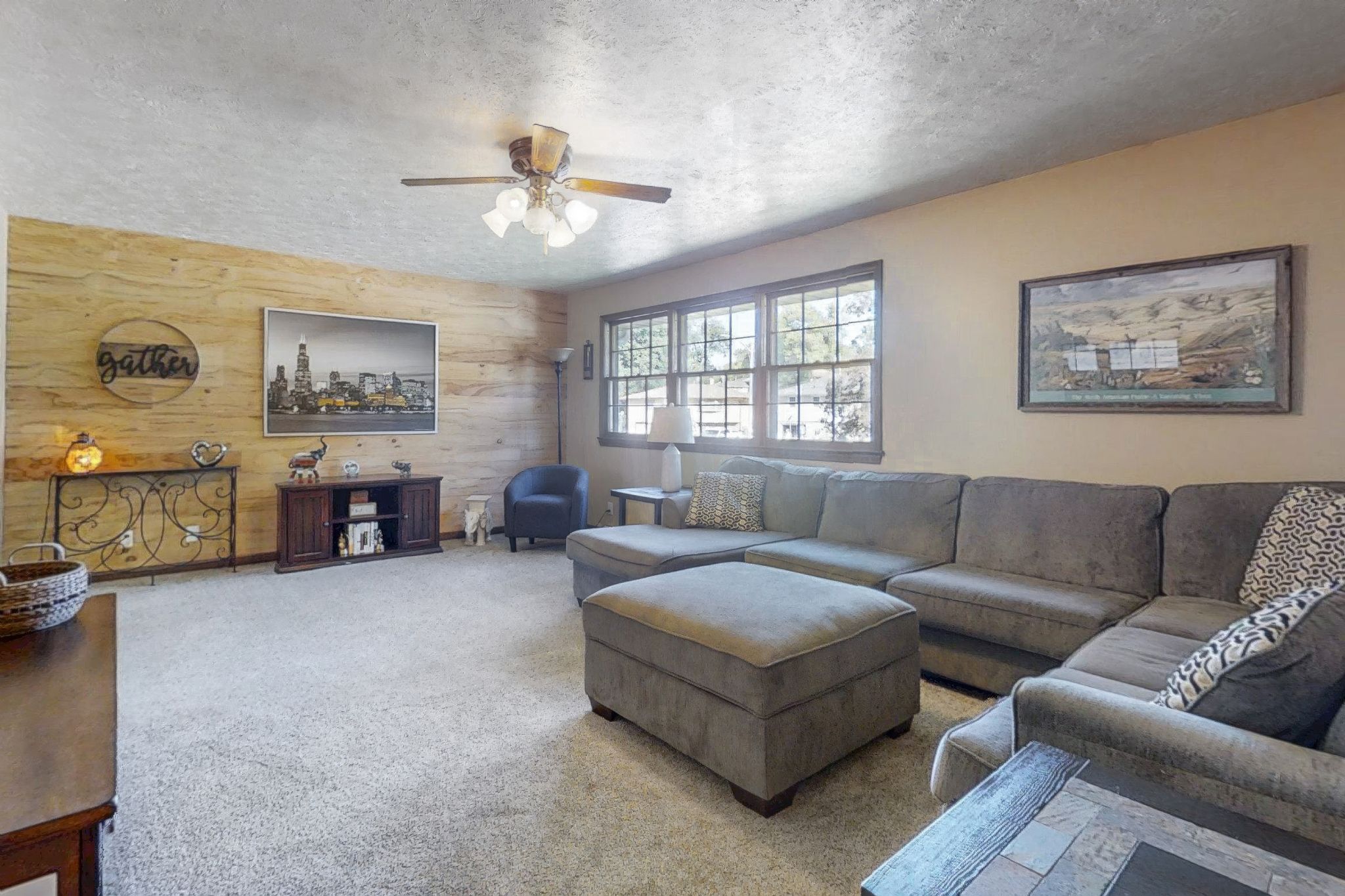 12217 Sandra Cir, Omaha, NE, Image 2