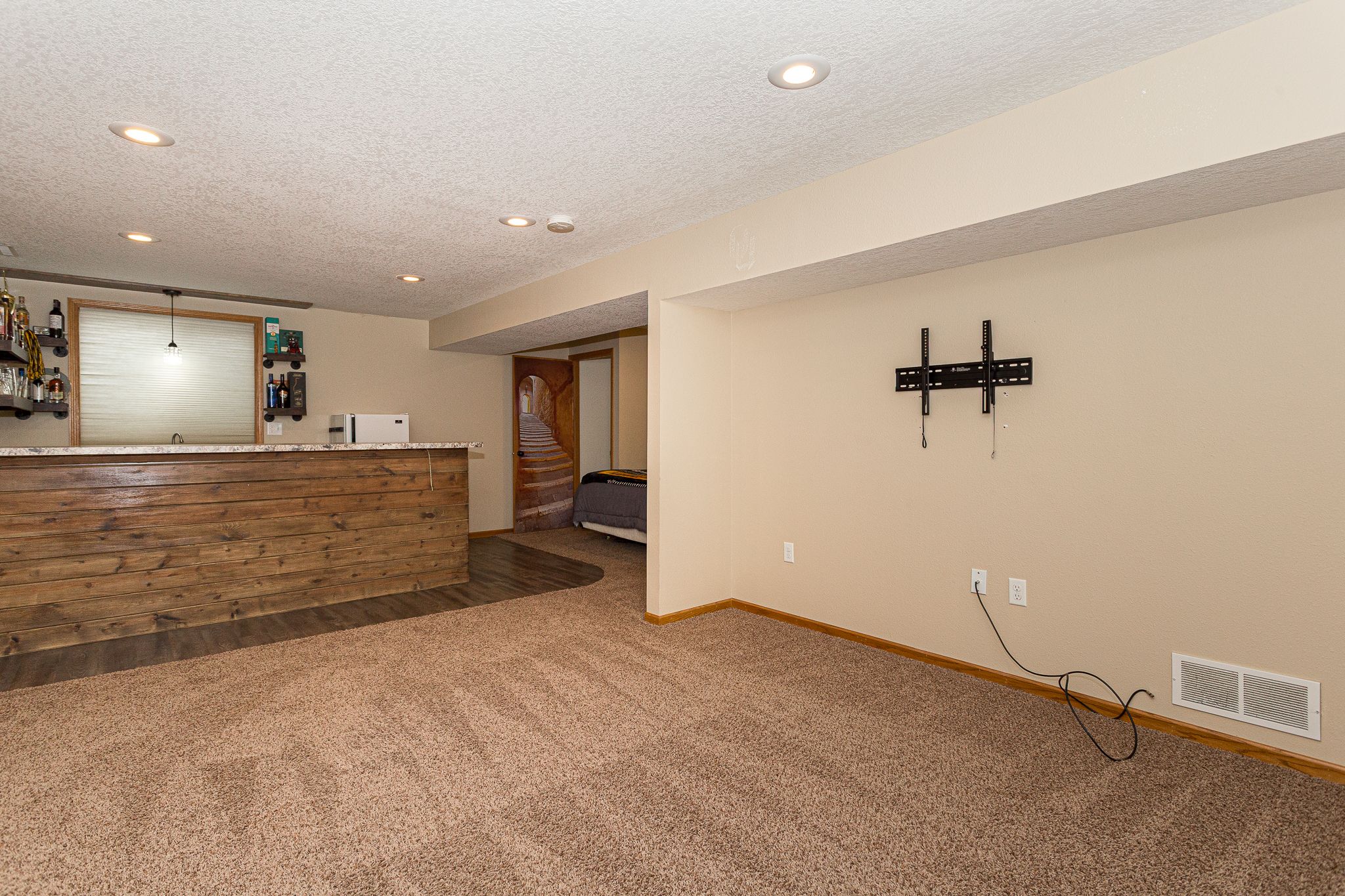 1570 Savannah Circle, Davenport, IA, Image 26