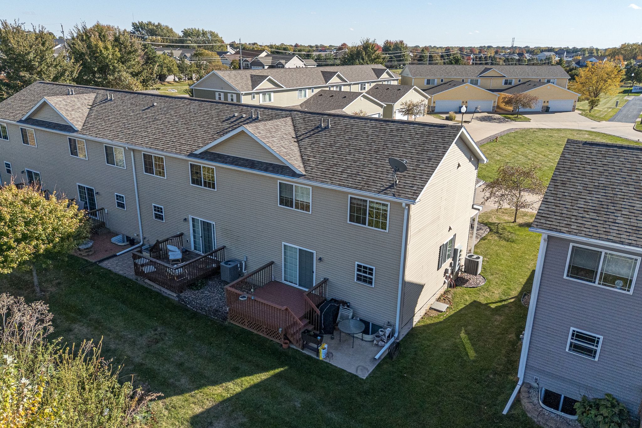 1570 Savannah Circle, Davenport, IA, Image 38