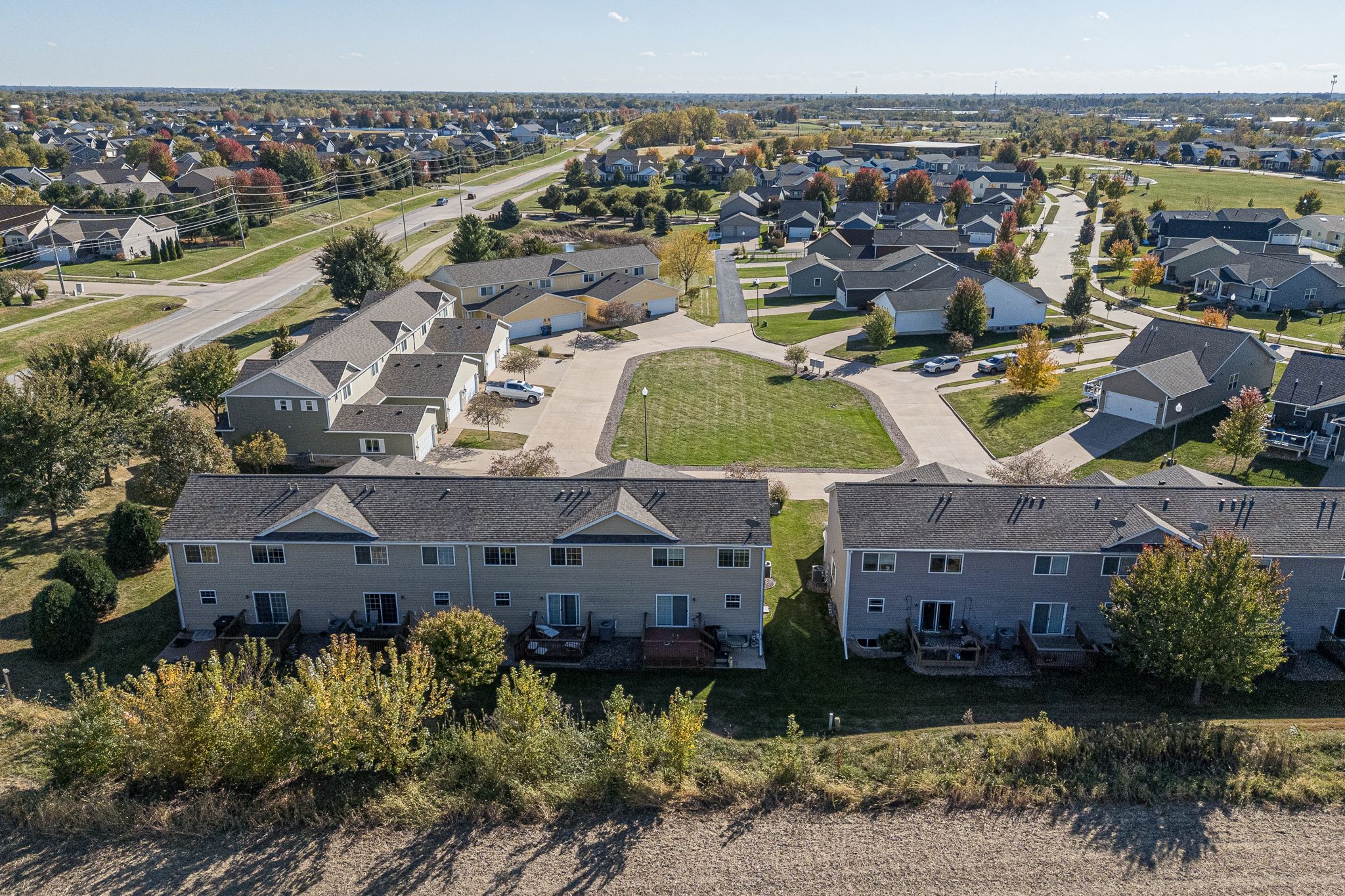 1570 Savannah Circle, Davenport, IA, Image 39