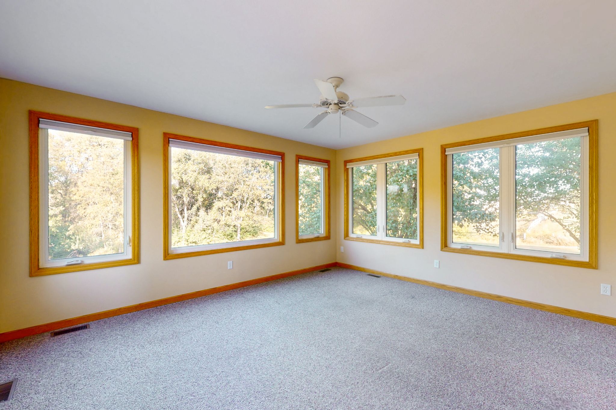 1411 Deer Woods Dr NE, Swisher, IA, Image 11