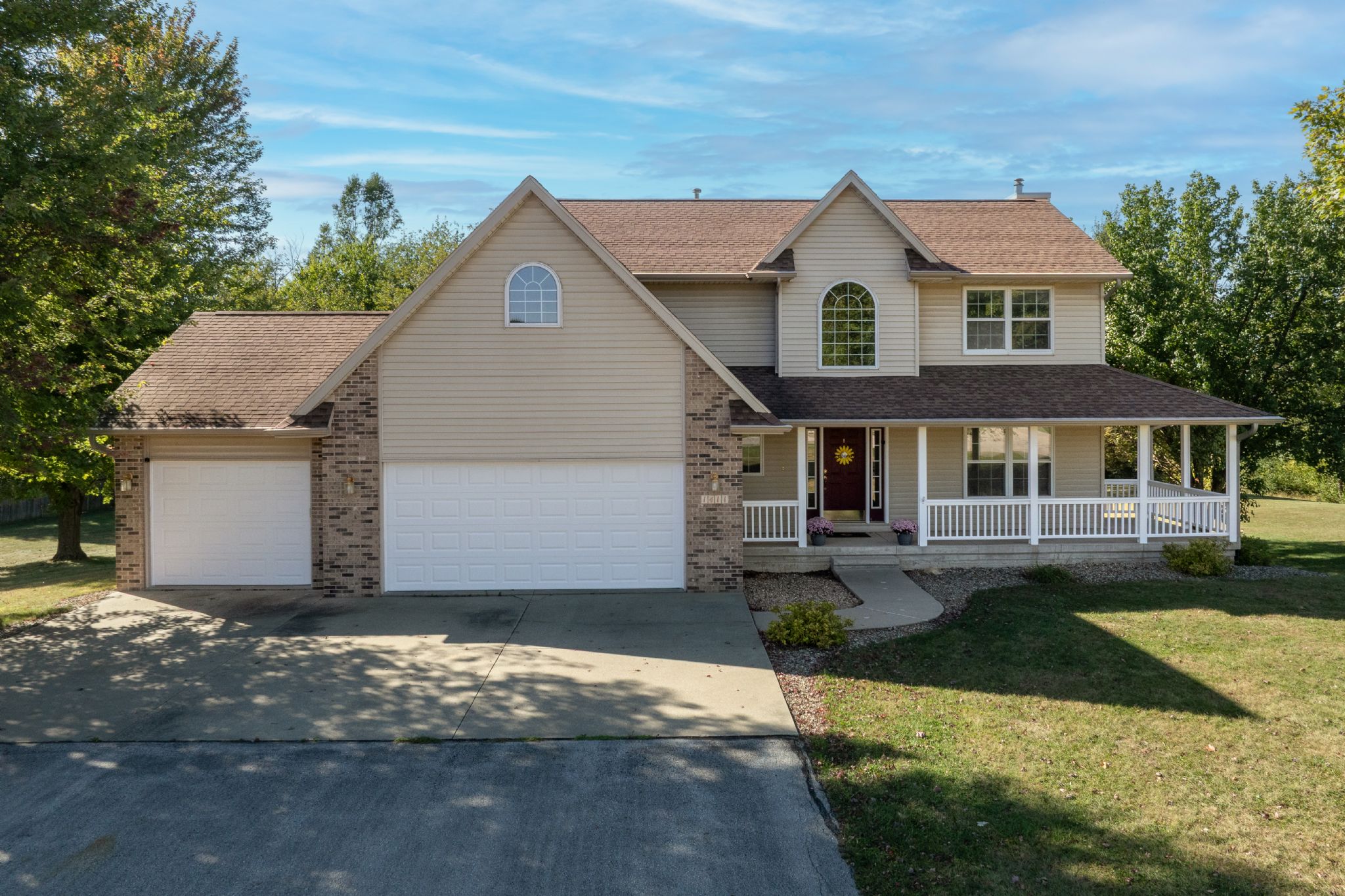 1411 Deer Woods Dr NE, Swisher, IA, Image 3