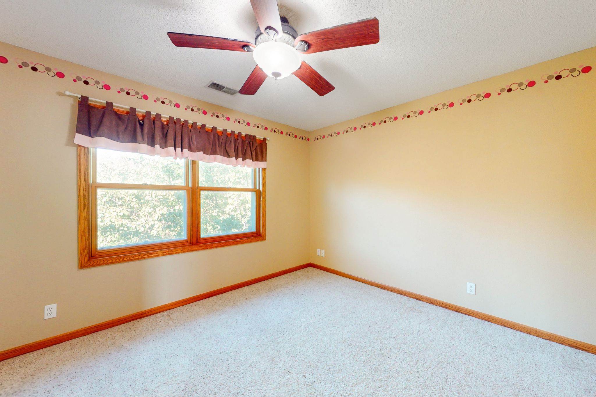 1411 Deer Woods Dr NE, Swisher, IA, Image 22