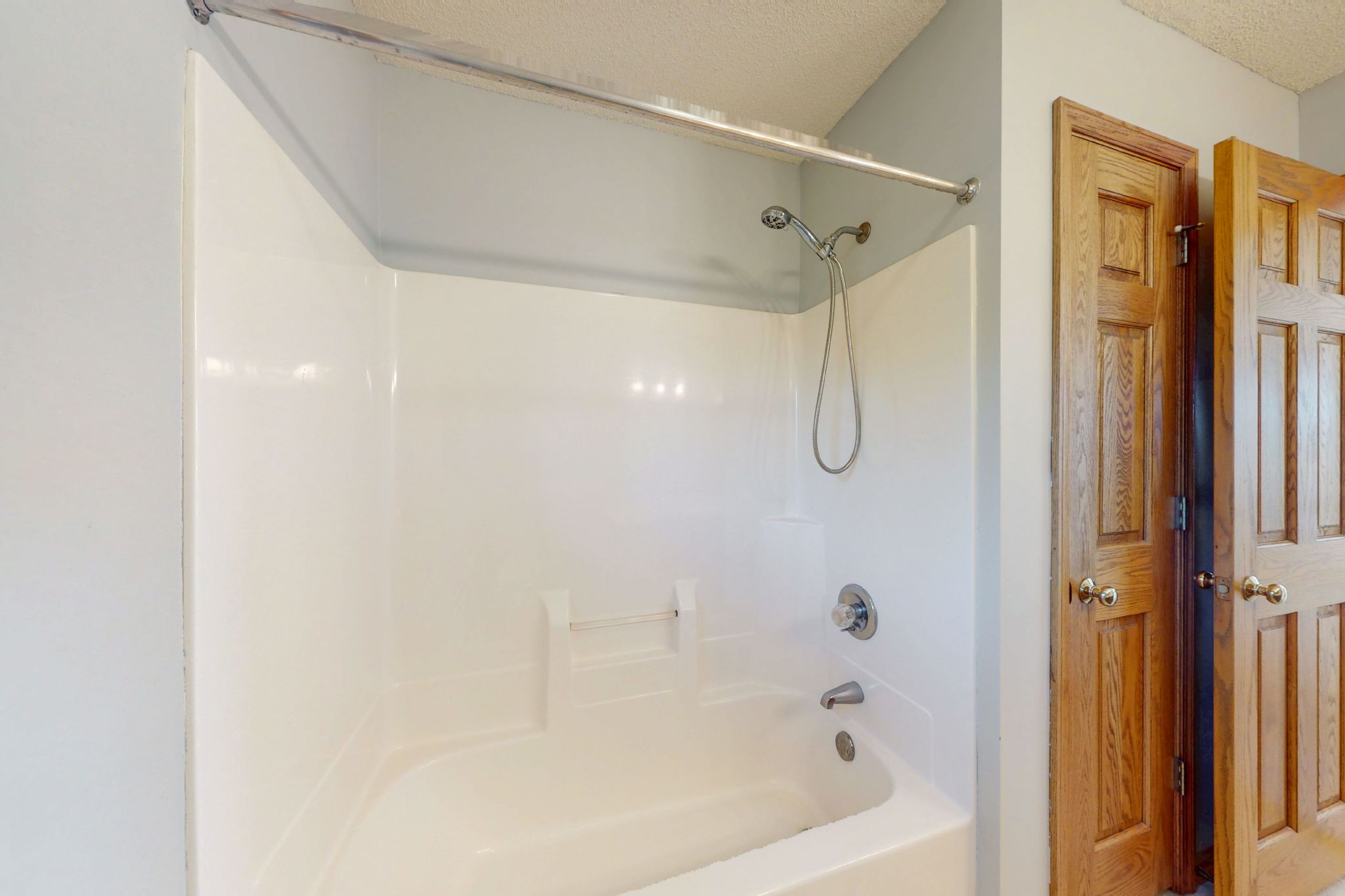 1411 Deer Woods Dr NE, Swisher, IA, Image 25