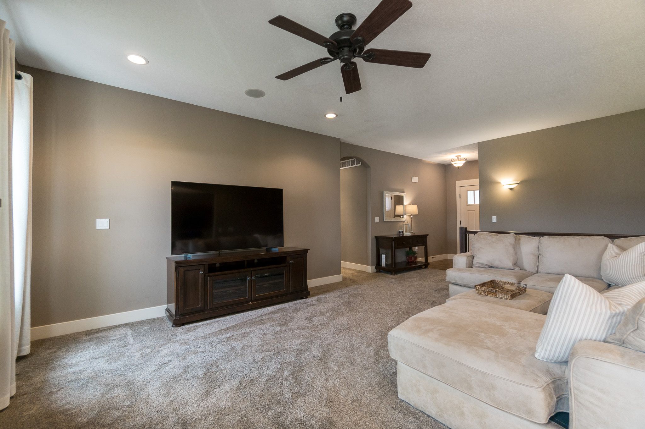 2990 Bullis Dr, Marion, IA, Image 3