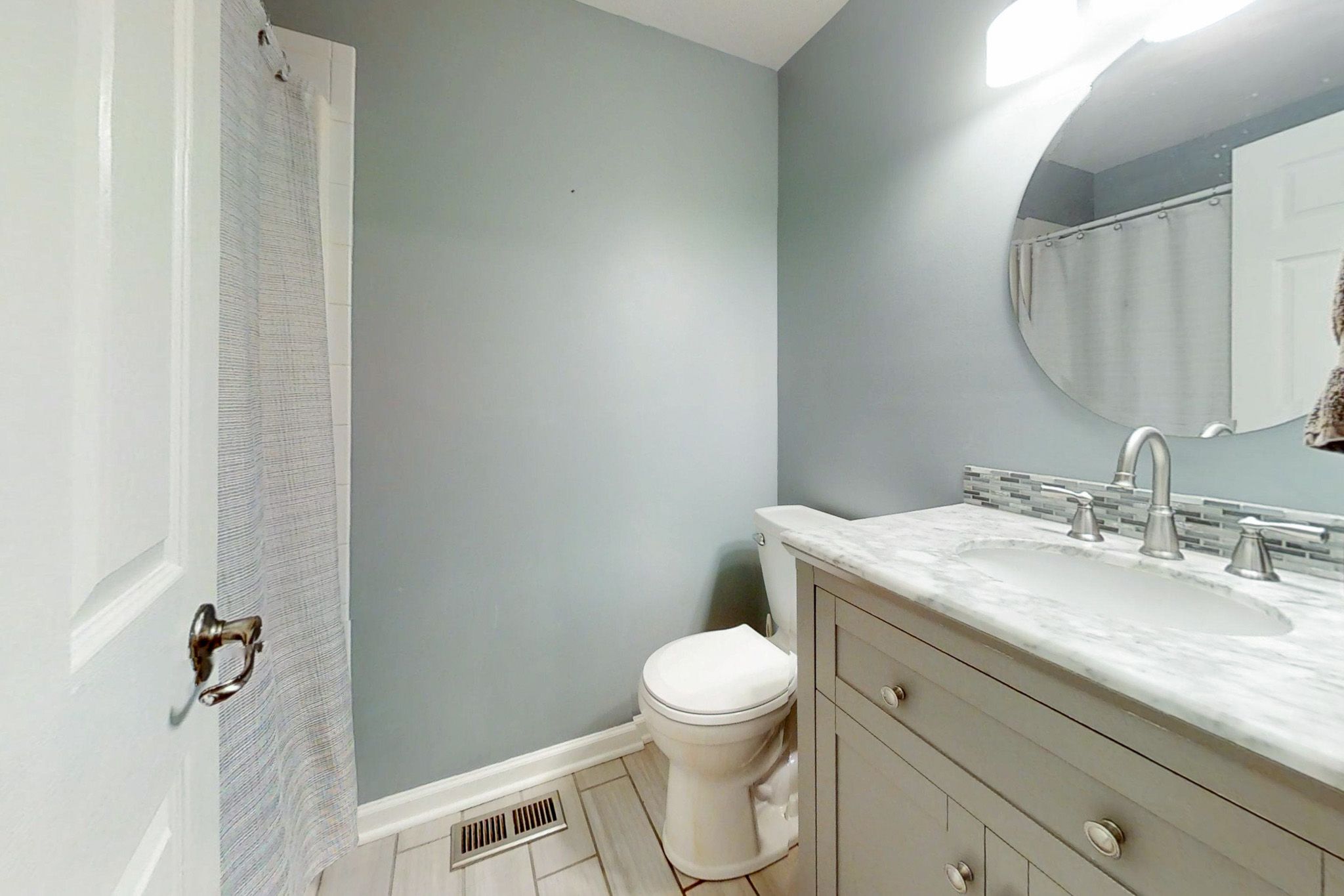 17534 J St, Omaha, NE, Image 17