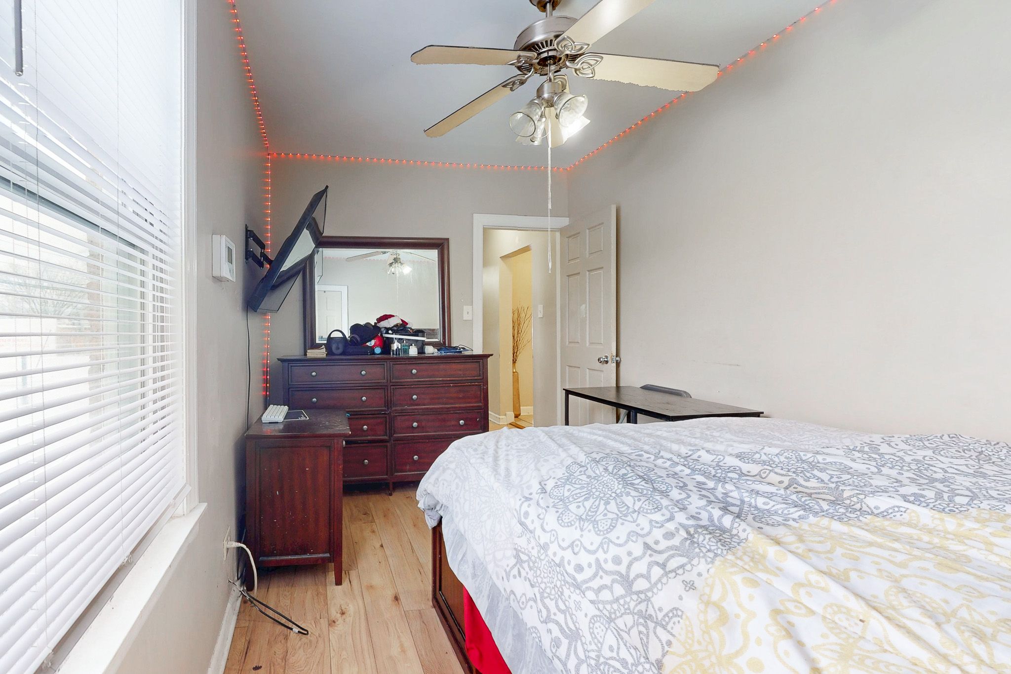 9516 S. Yale Ave.,&nbsp;Chicago,&nbsp;IL,&nbsp;Image&nbsp;10