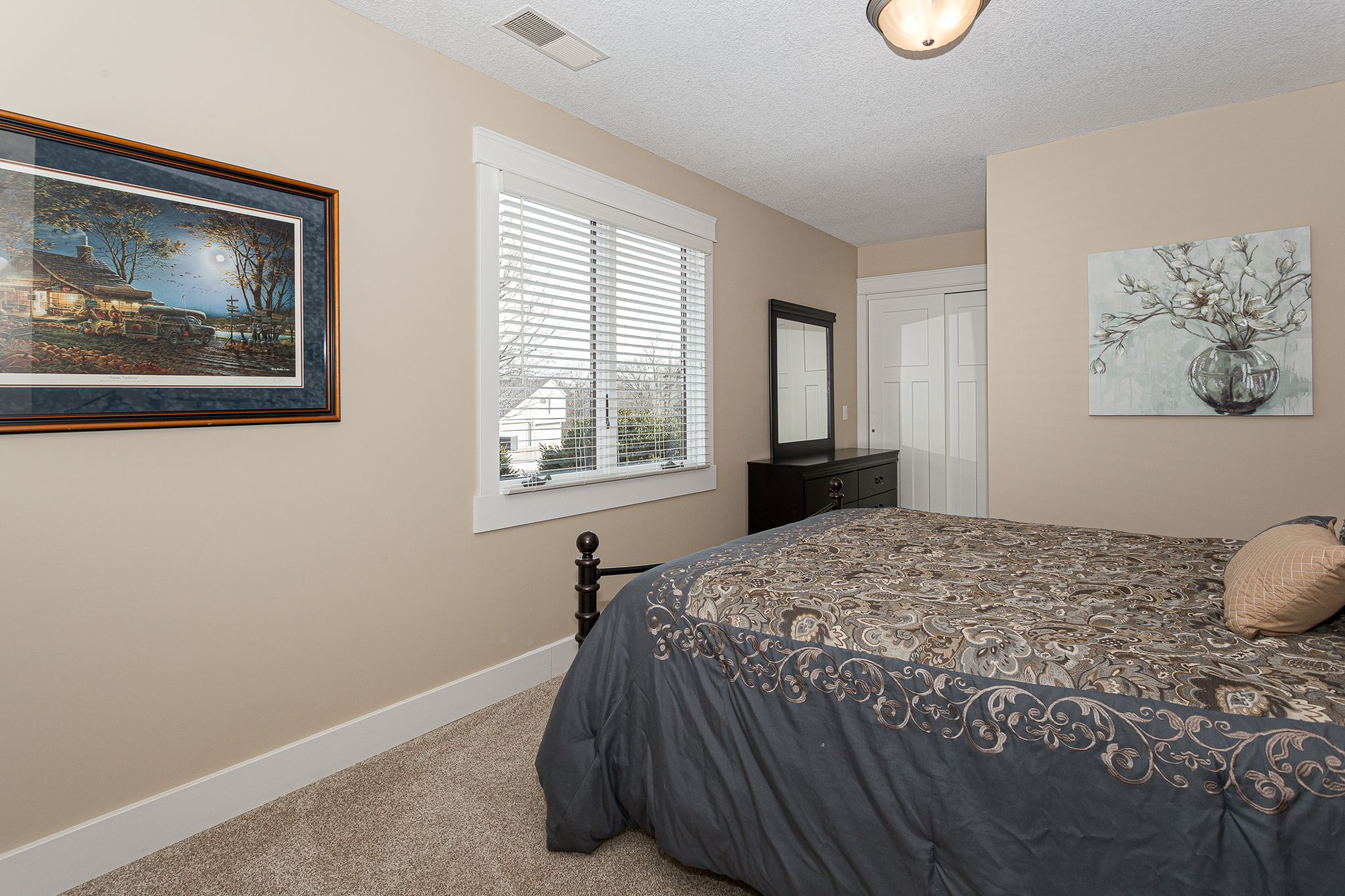 28014 230th St,&nbsp;LeClaire,&nbsp;IA,&nbsp;Image&nbsp;27