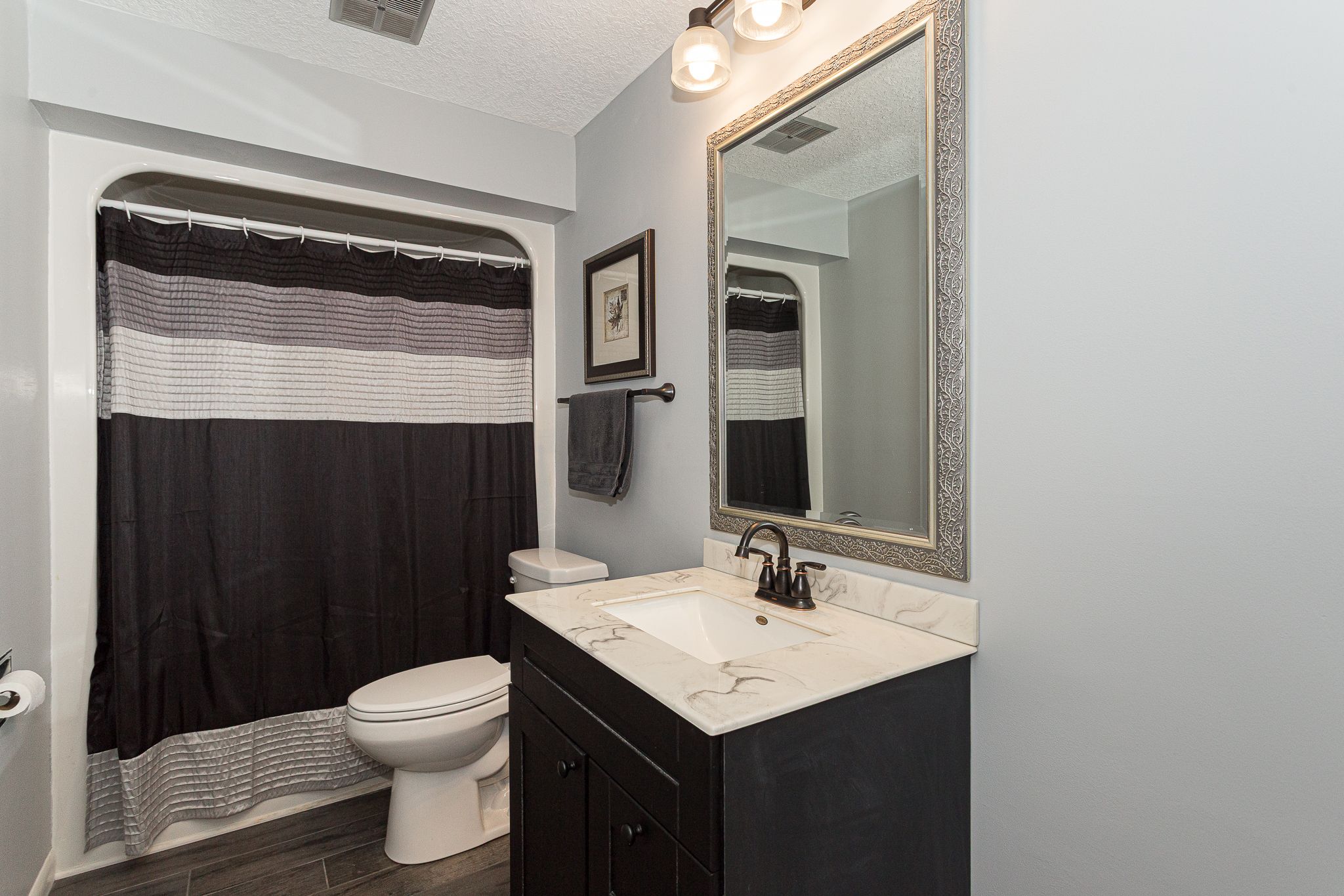 28014 230th St,&nbsp;LeClaire,&nbsp;IA,&nbsp;Image&nbsp;51