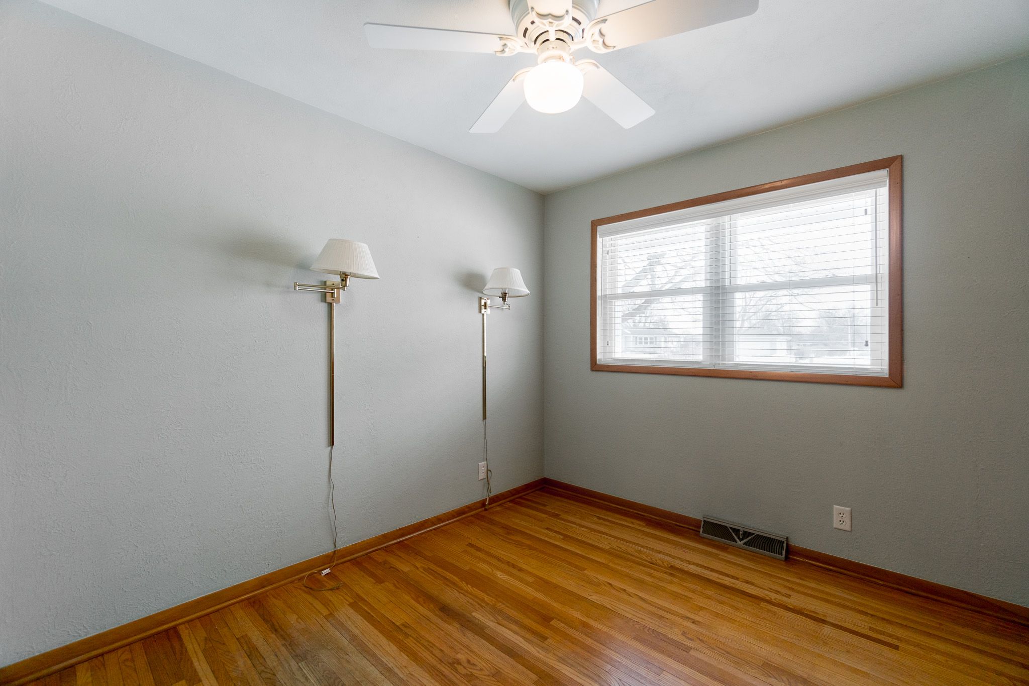 295 N Mentzer Rd,&nbsp;Robins,&nbsp;IA,&nbsp;Image&nbsp;16