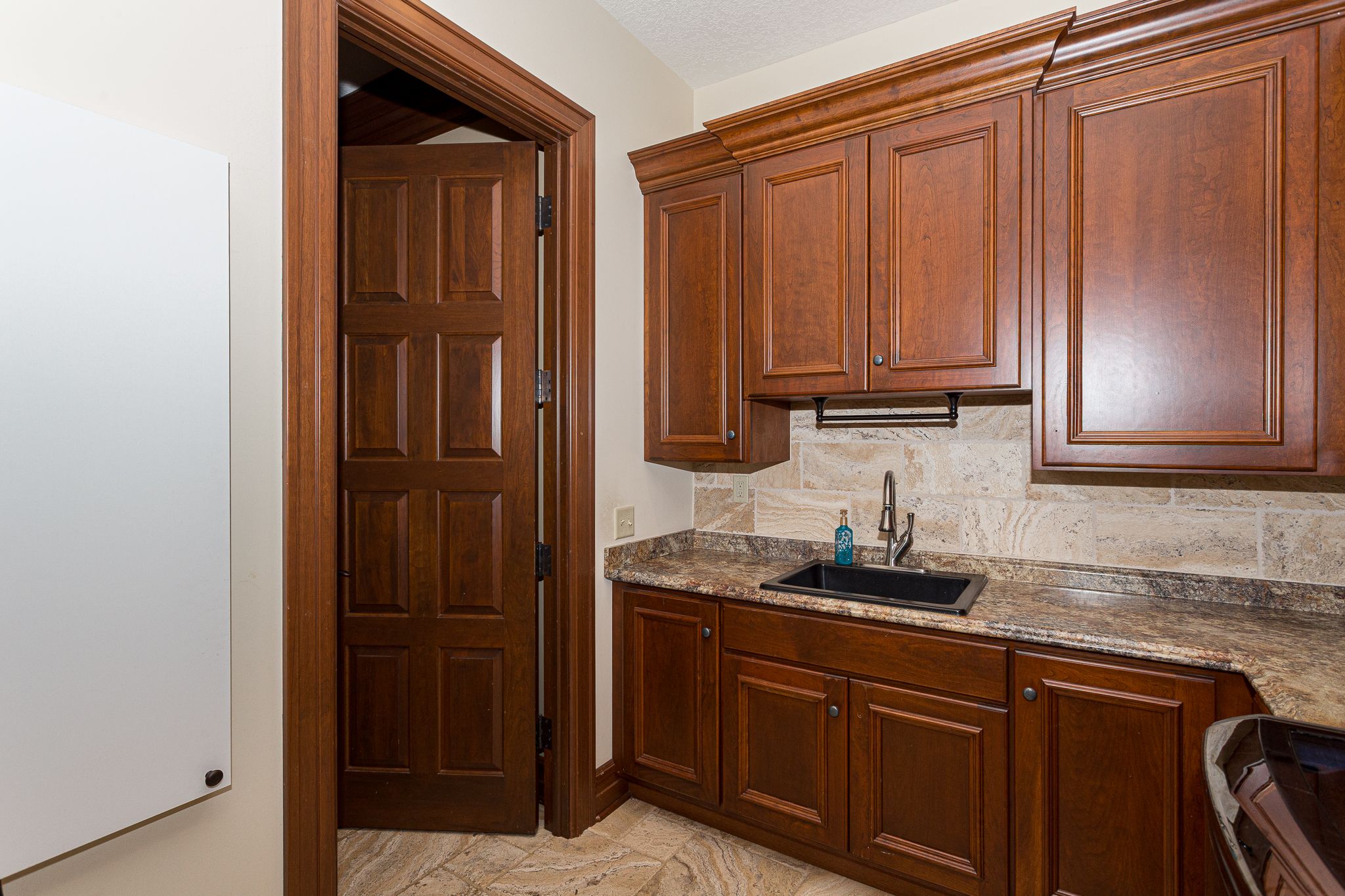 1302 Woodland Ln,&nbsp;Le Claire,&nbsp;IA,&nbsp;Image&nbsp;26