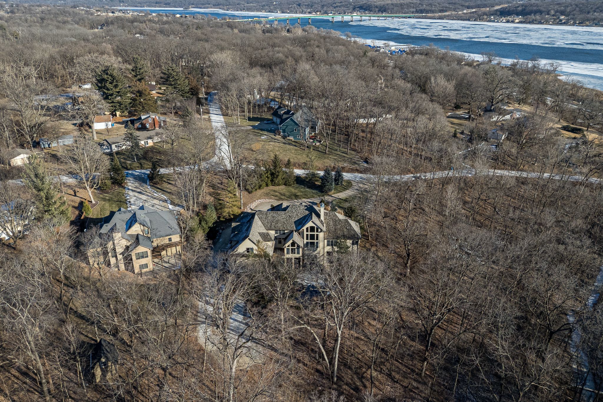 1302 Woodland Ln,&nbsp;Le Claire,&nbsp;IA,&nbsp;Image&nbsp;2