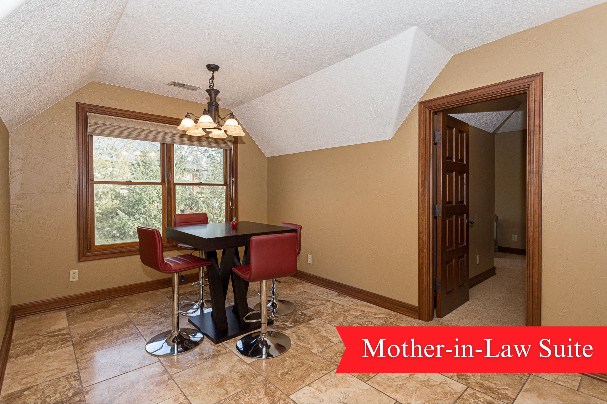 1302 Woodland Ln,&nbsp;Le Claire,&nbsp;IA,&nbsp;Image&nbsp;63