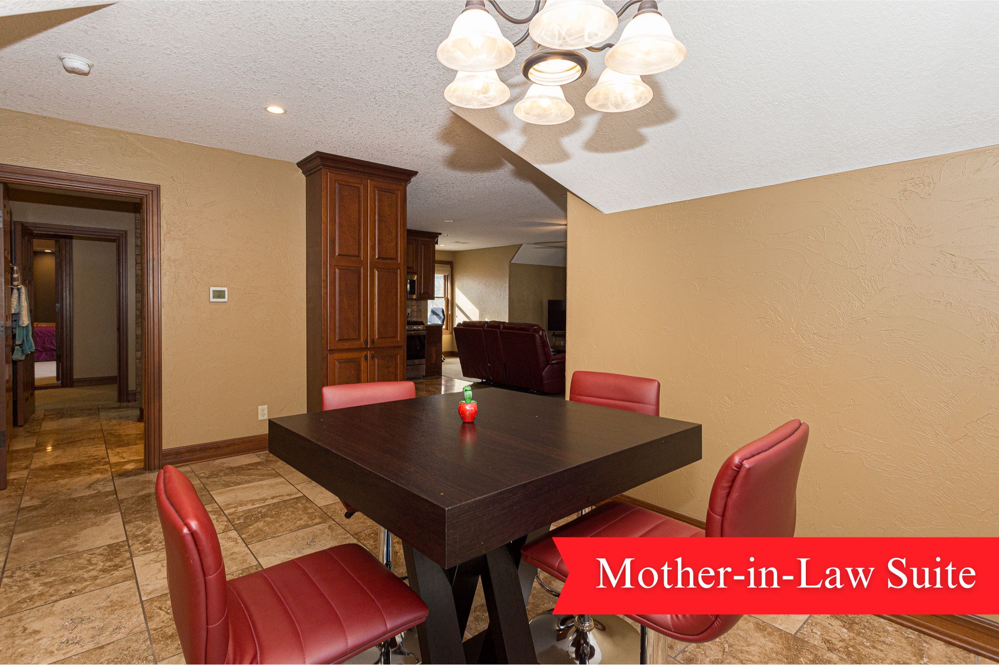 1302 Woodland Ln,&nbsp;Le Claire,&nbsp;IA,&nbsp;Image&nbsp;64