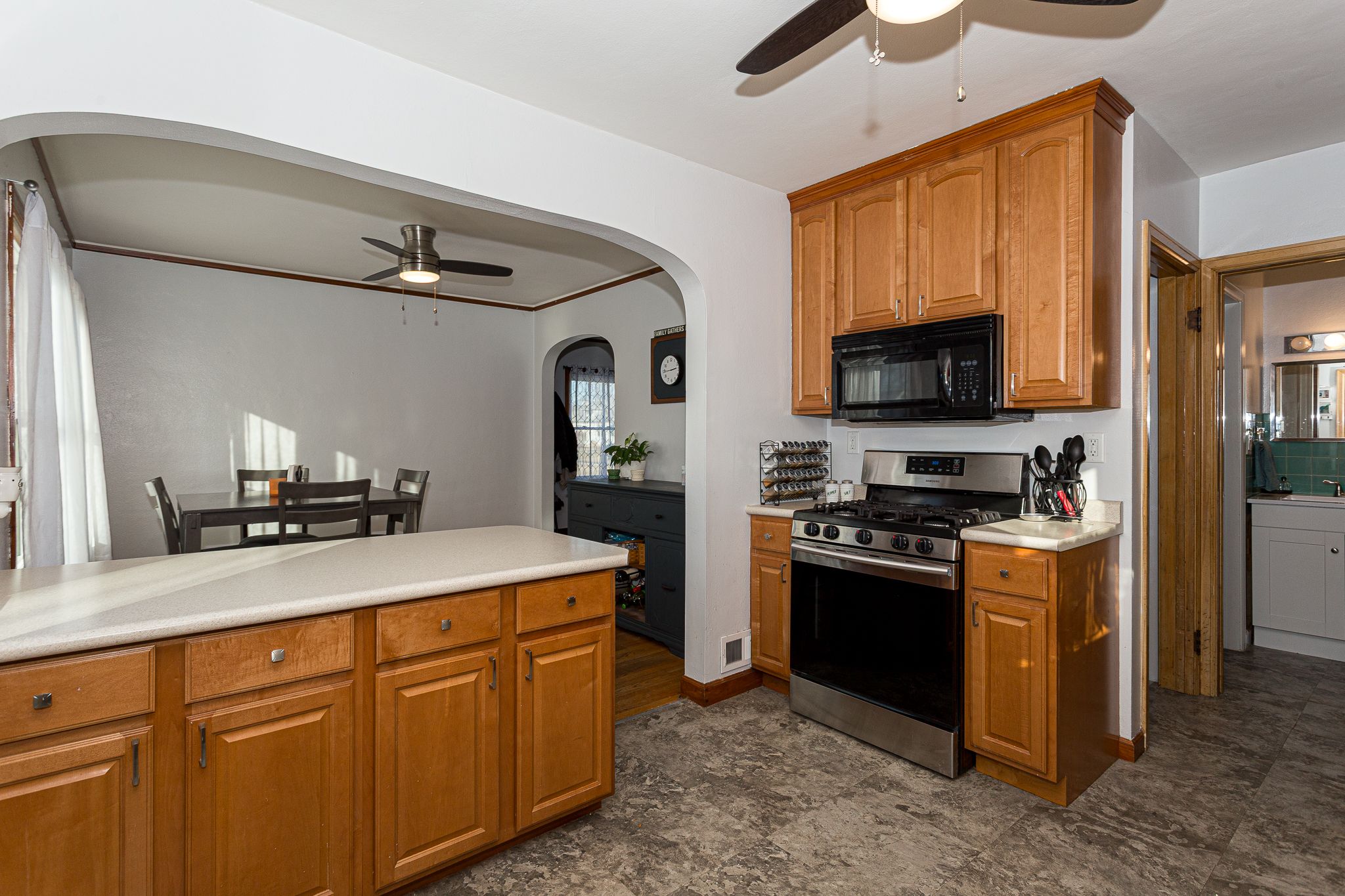 2401 32nd St,&nbsp;Moline,&nbsp;IL,&nbsp;Image&nbsp;10