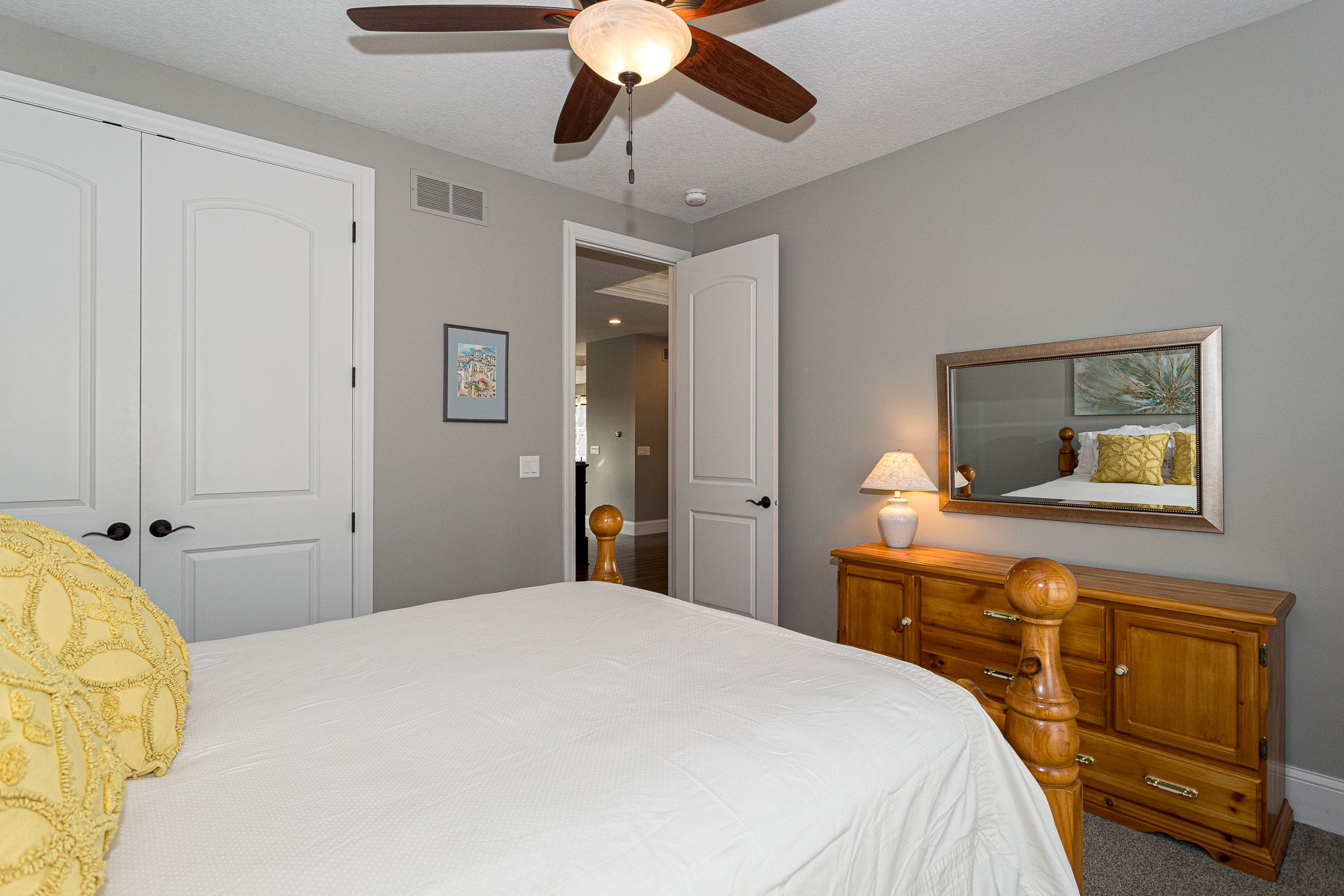 5127 S Richmond Circle,&nbsp;Bettendorf,&nbsp;IA,&nbsp;Image&nbsp;23