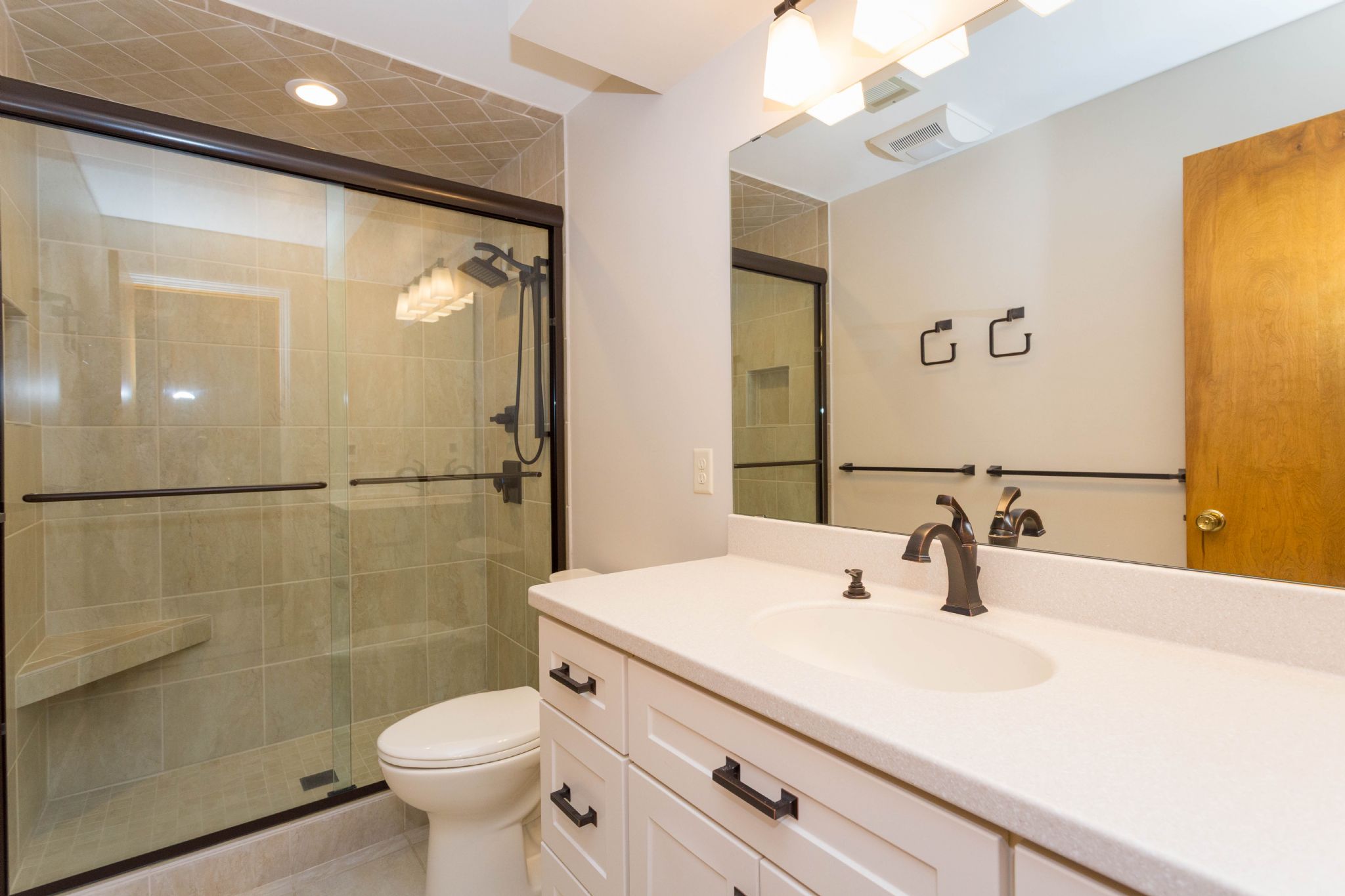 3290 Rambling Road,&nbsp;Bettendorf,&nbsp;IA,&nbsp;Image&nbsp;36