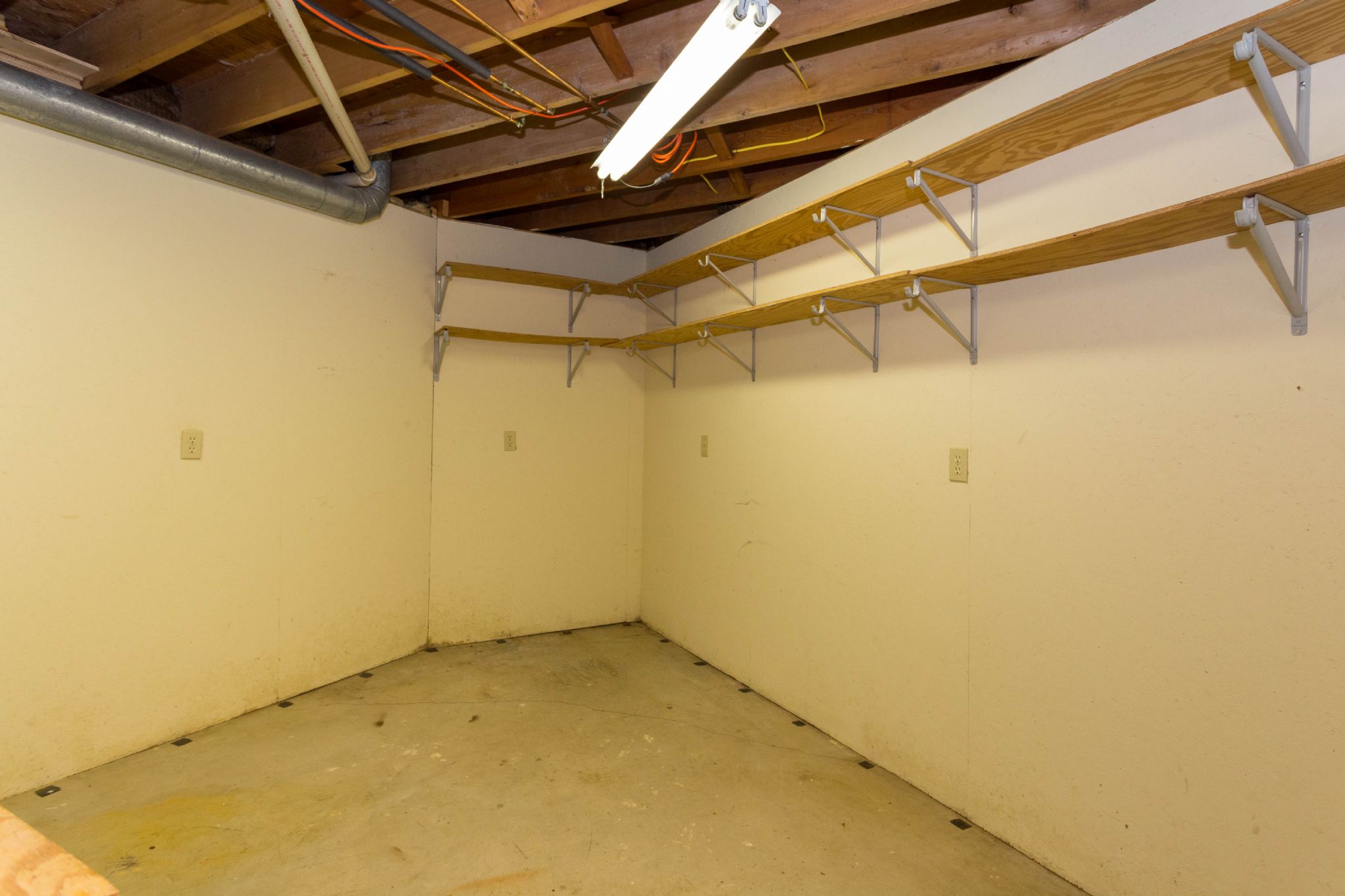 3290 Rambling Road,&nbsp;Bettendorf,&nbsp;IA,&nbsp;Image&nbsp;37