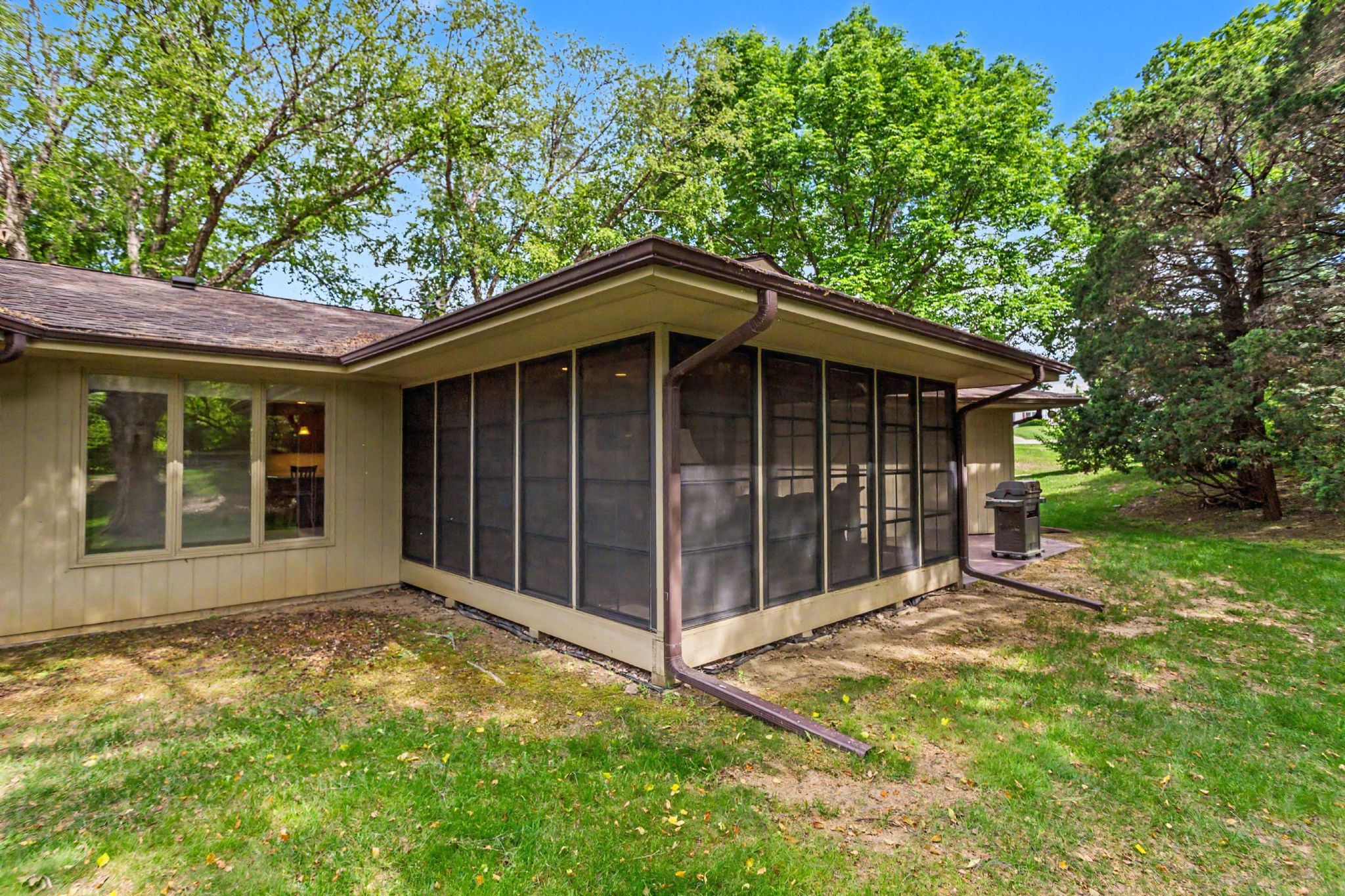 3290 Rambling Road,&nbsp;Bettendorf,&nbsp;IA,&nbsp;Image&nbsp;40