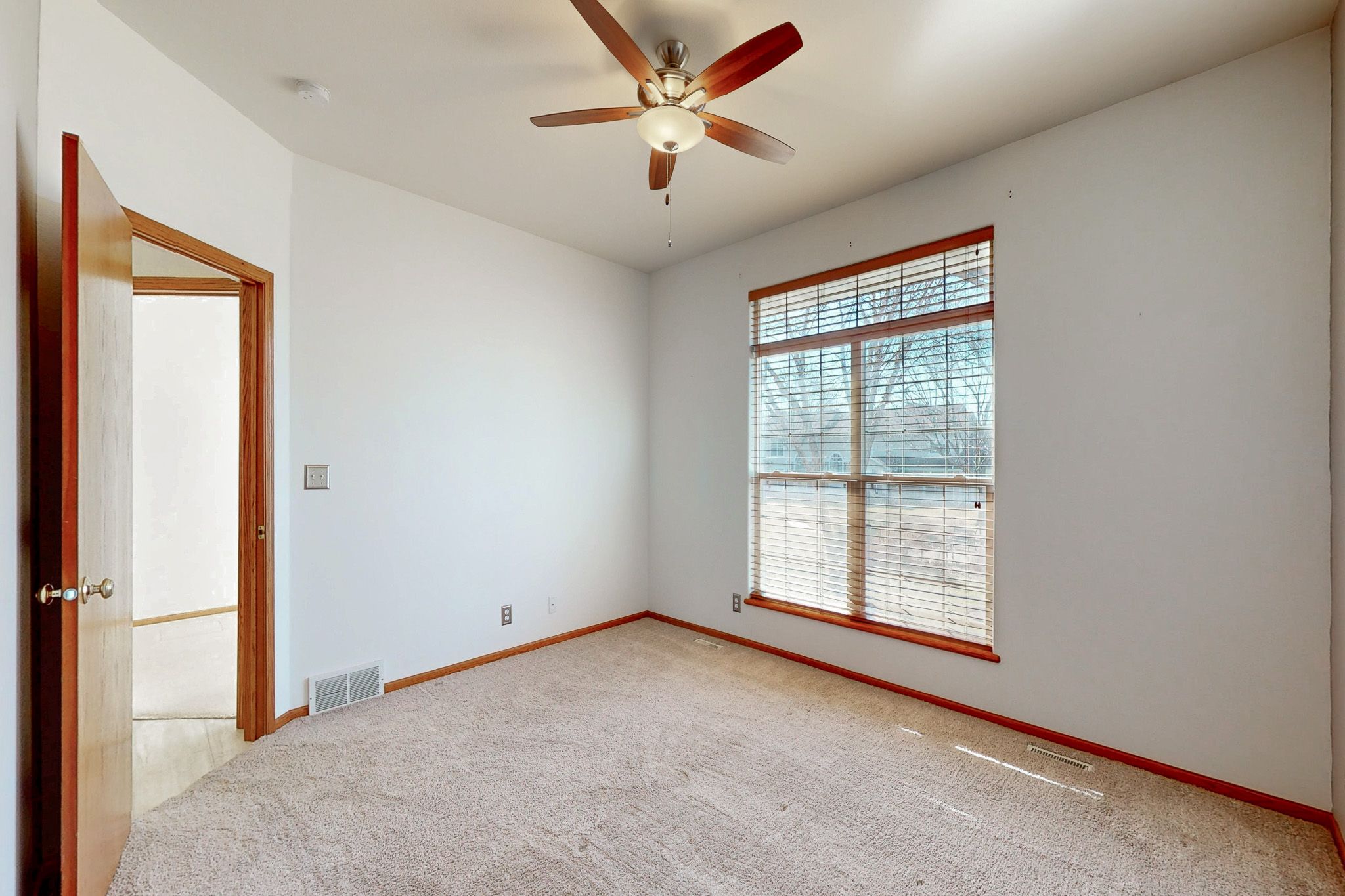 1633 Greens Way Ct NE,&nbsp;Cedar Rapids,&nbsp;IA,&nbsp;Image&nbsp;8